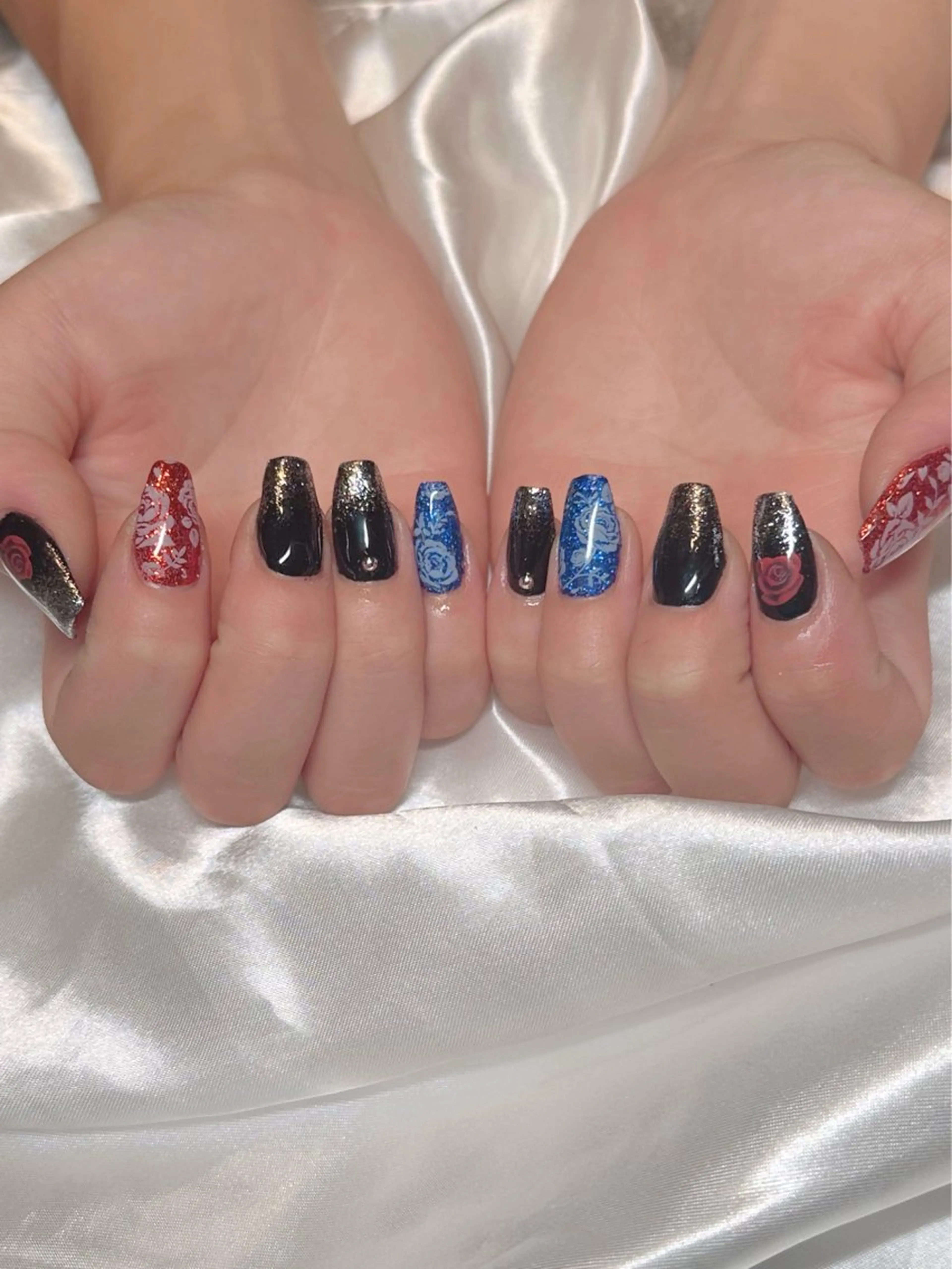 ネイル フラッシュネイル レース マグネットネイル ニュアンスネイル シンプルネイル ハンドネイル at Nailのネイルデザイン