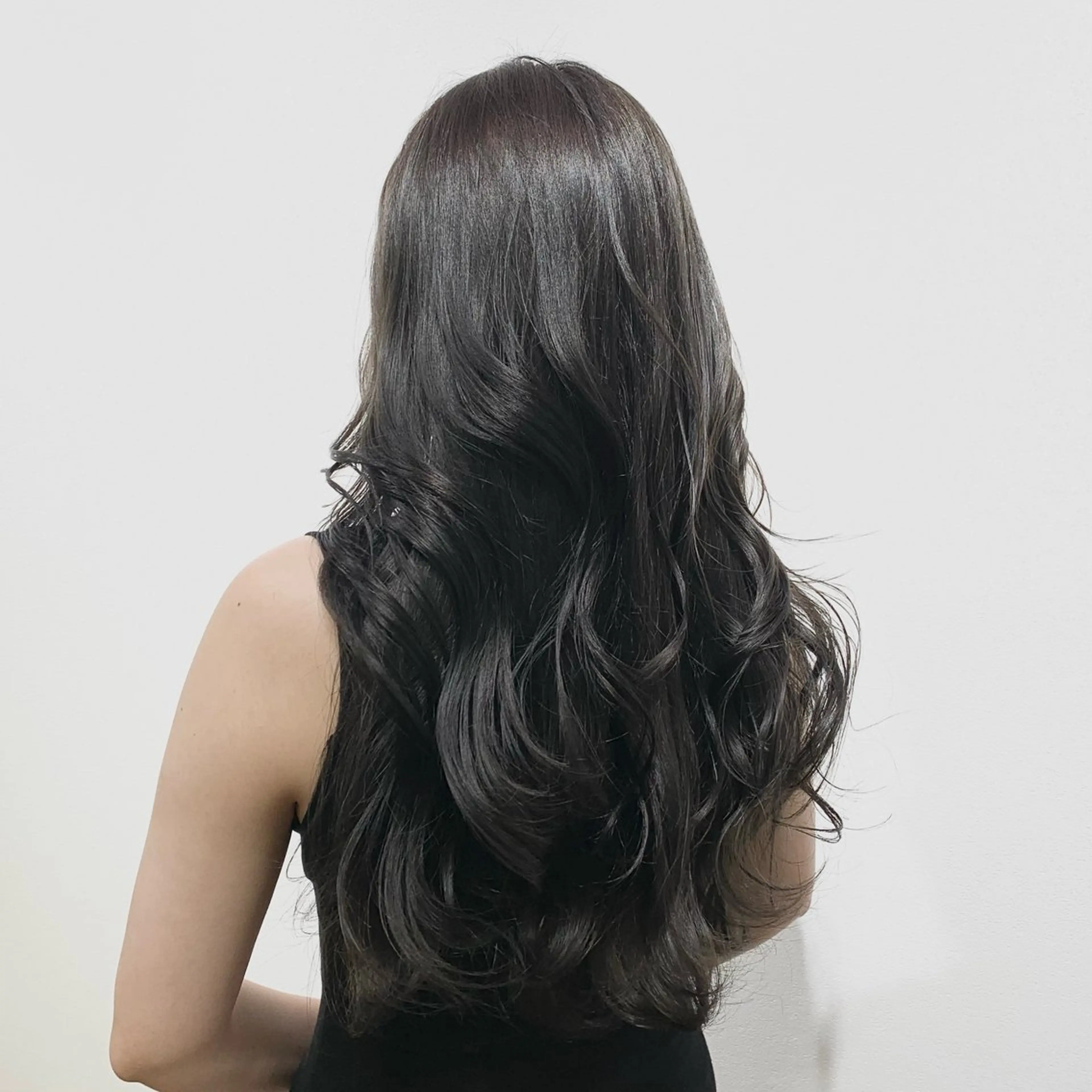 ロング カラー ヘアアレンジ キヨミ 韓国レイヤーカットのヘアスタイル