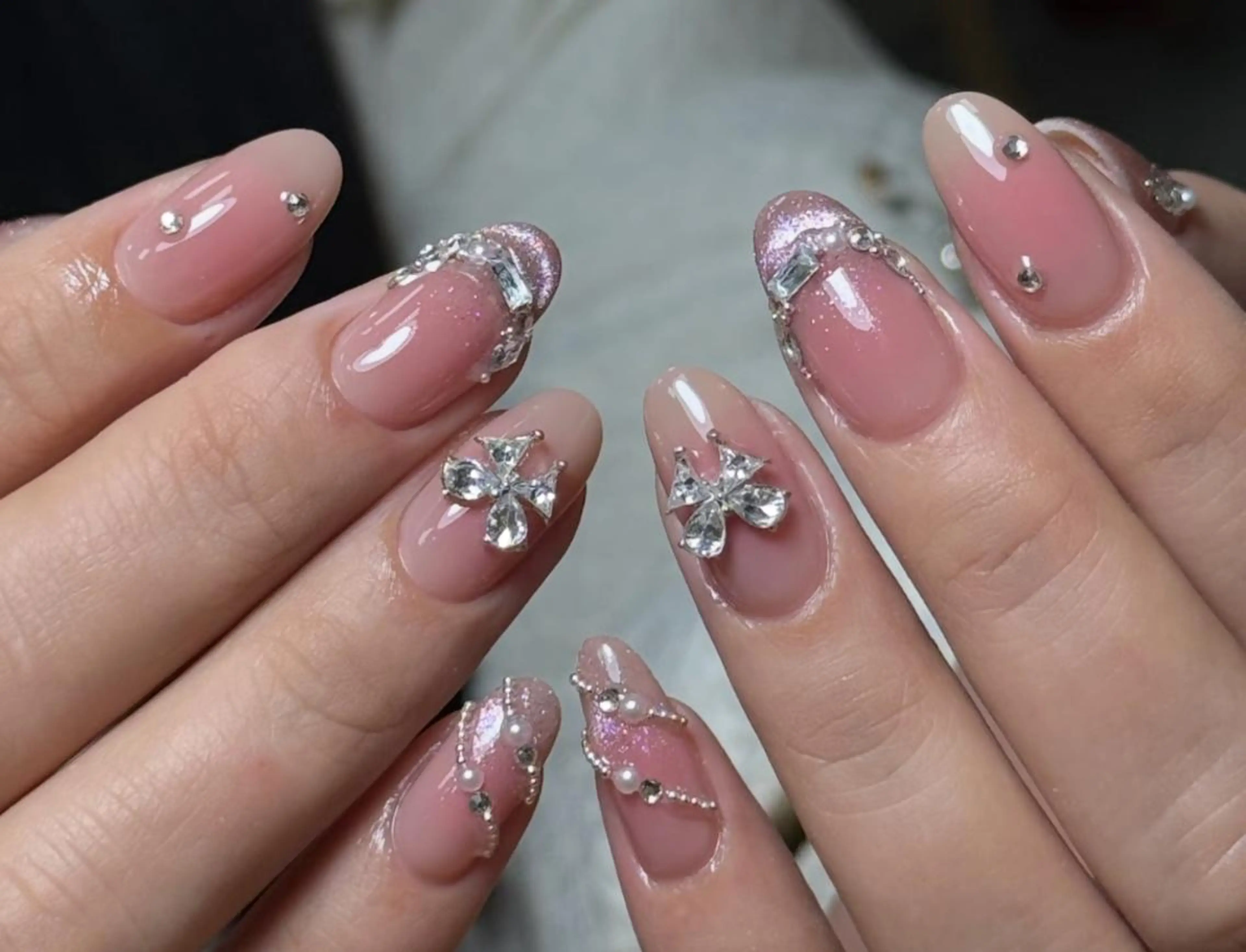 ネイル ハンドネイル 🎀 Ayaka_nailのネイルデザイン