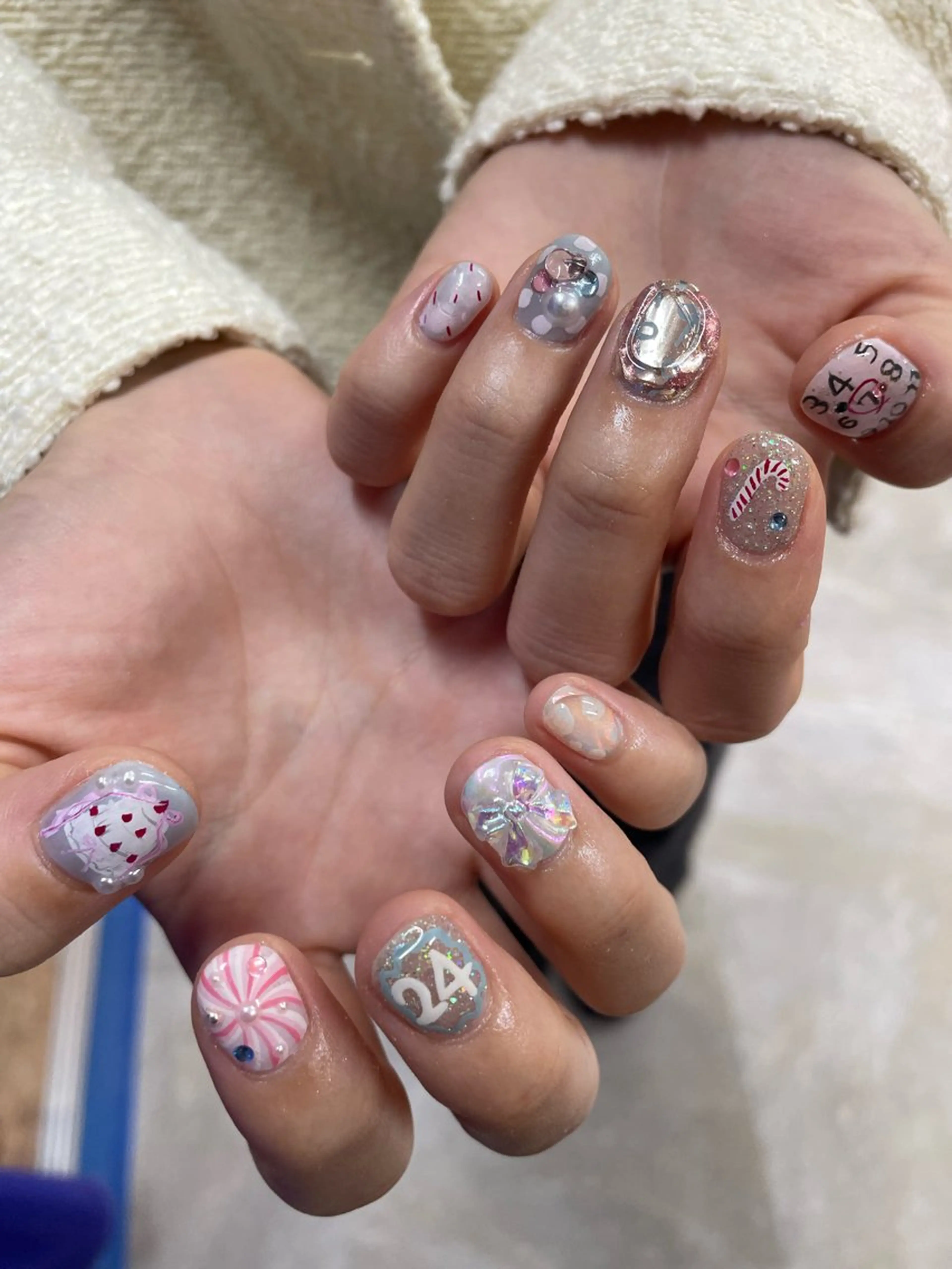 ネイル ハンドネイル ひめか🫁 推し概念・個性派のネイルデザイン