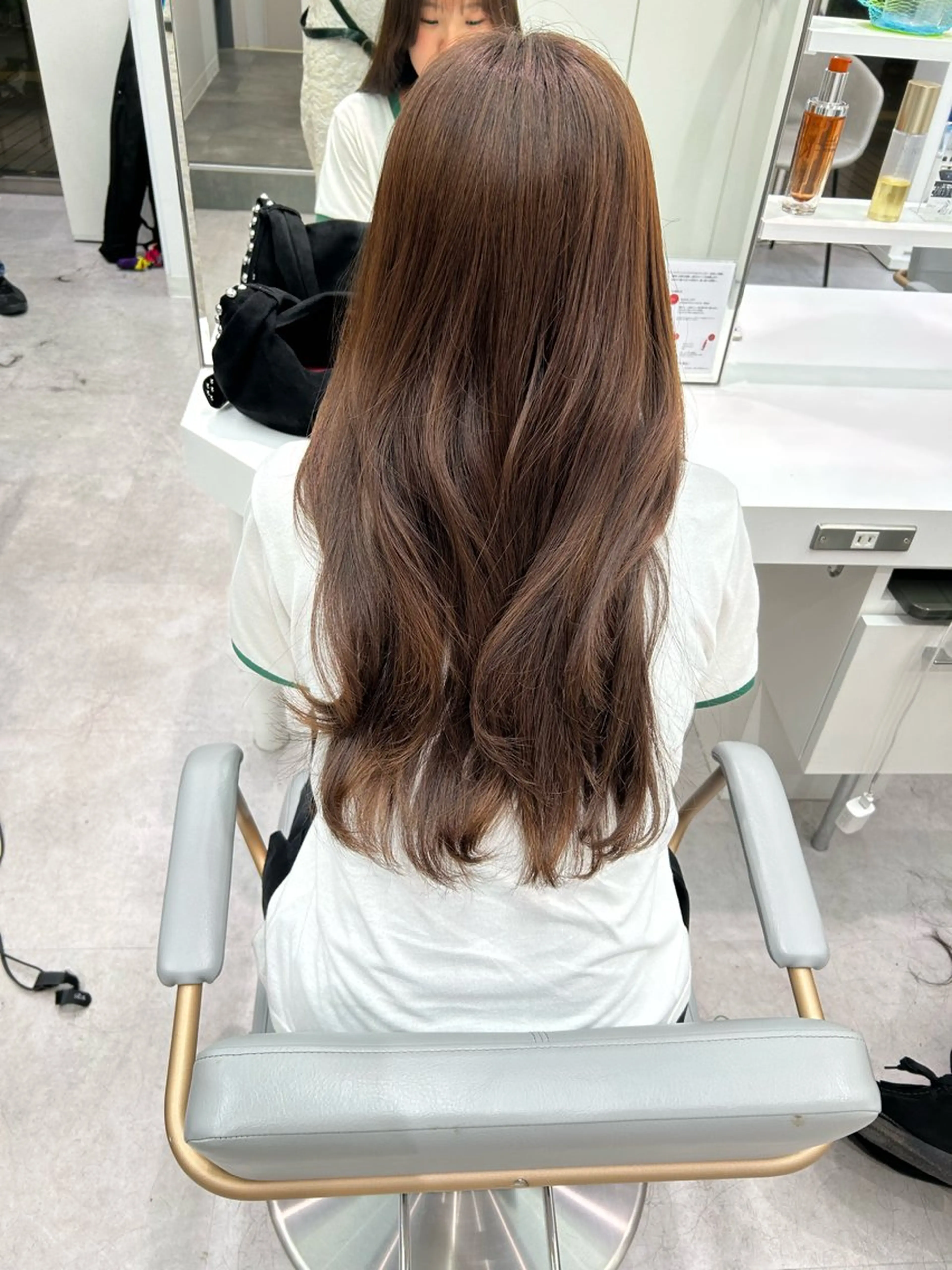 ロング カット ヘアカラー 韓国風レイヤーカット ✨平野志織のヘアスタイル