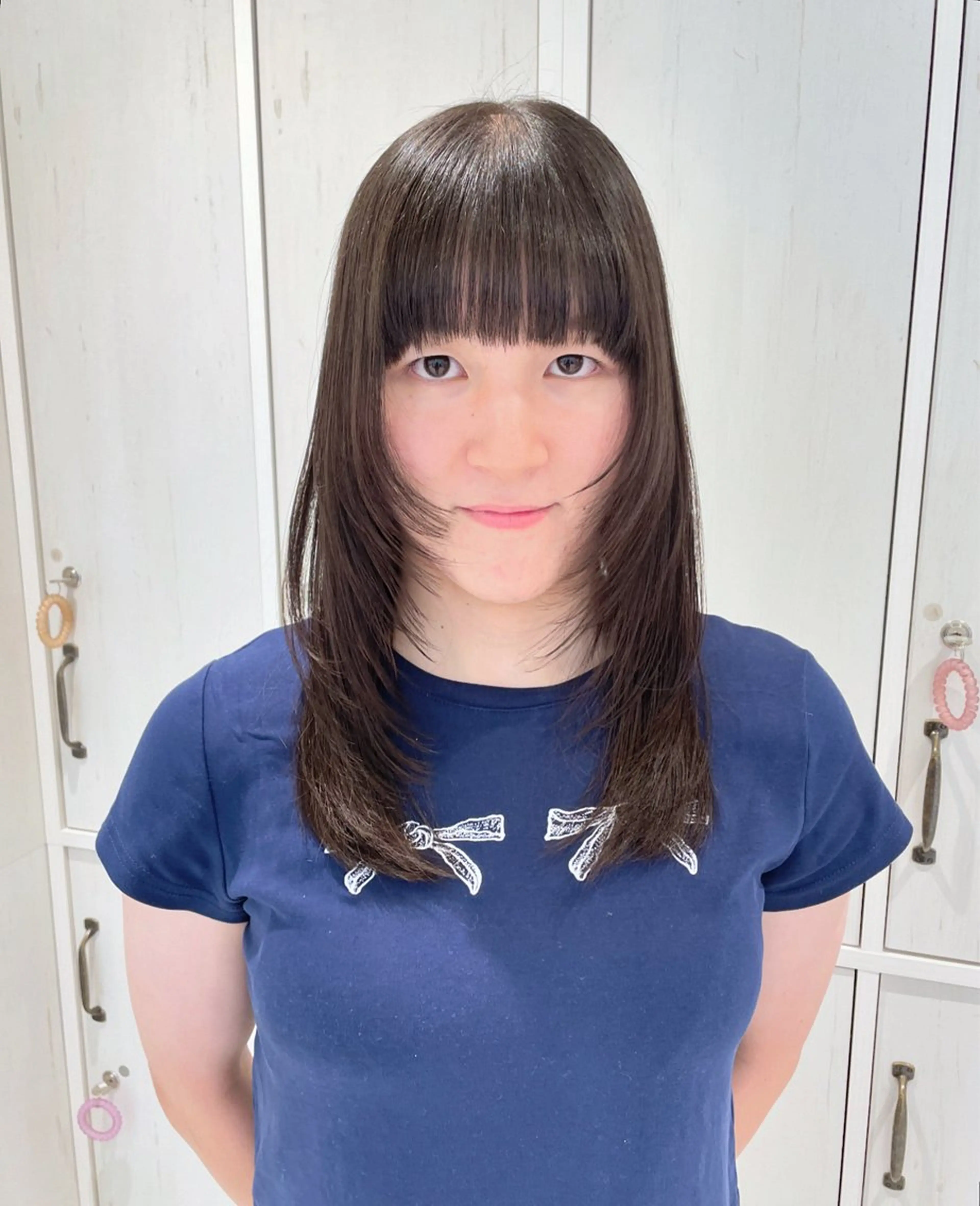 セミロング ヘアアレンジ ハイレイヤー レイヤーカット 西野 楓加のヘアスタイル