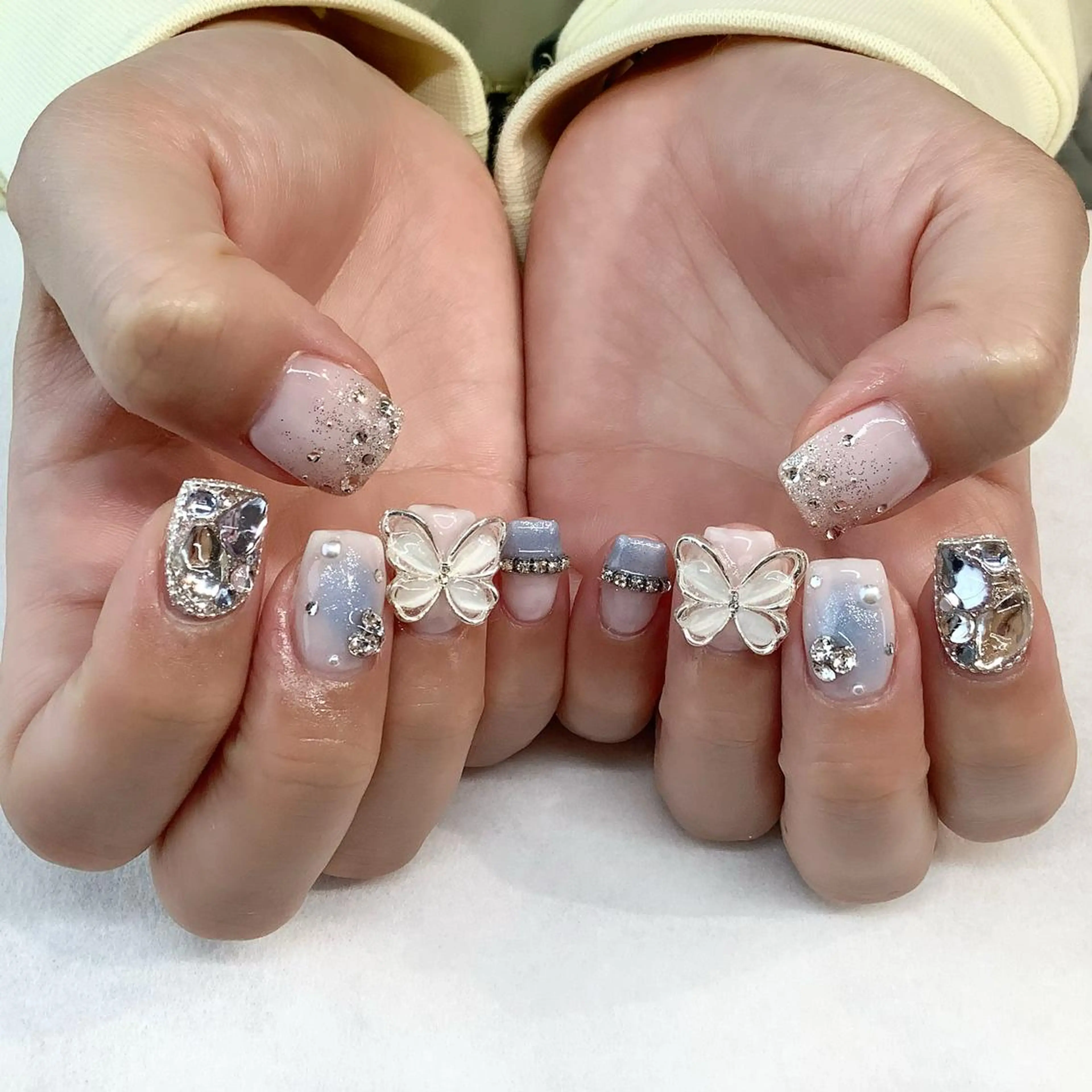 ネイル ハンドネイル 💎🐰 saki. m 🐰💎のネイルデザイン