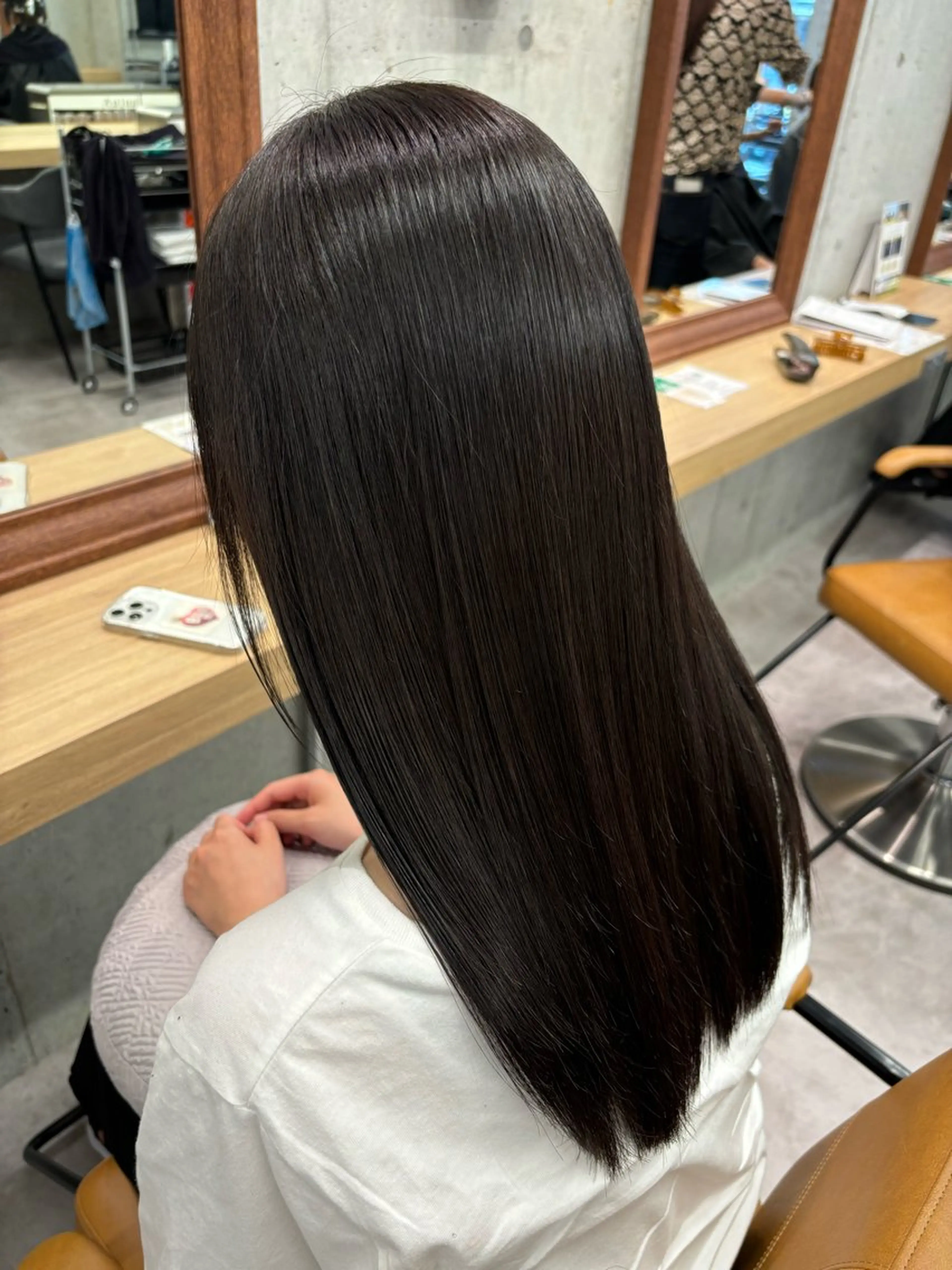 セミロング ユイナ カラーモデル大募集のヘアスタイル