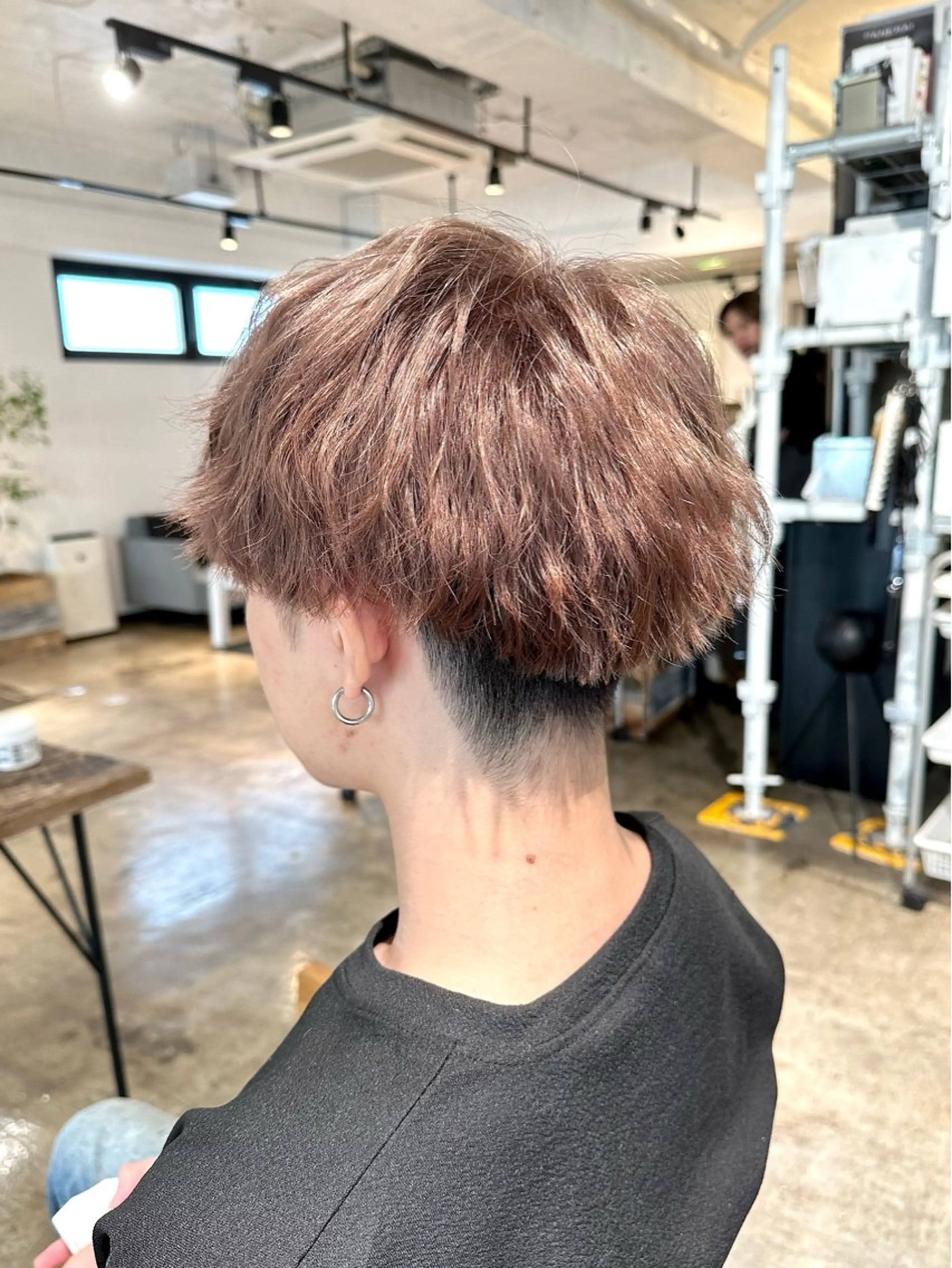カラー メンズ メンズハイトーン マッシュ メンズパーマ ベージュカラー ハイトーンカラー カット ヘアカラー トリートメント 骨格補正施術/メンズ 専門美容師/YUYAのヘアスタイル
