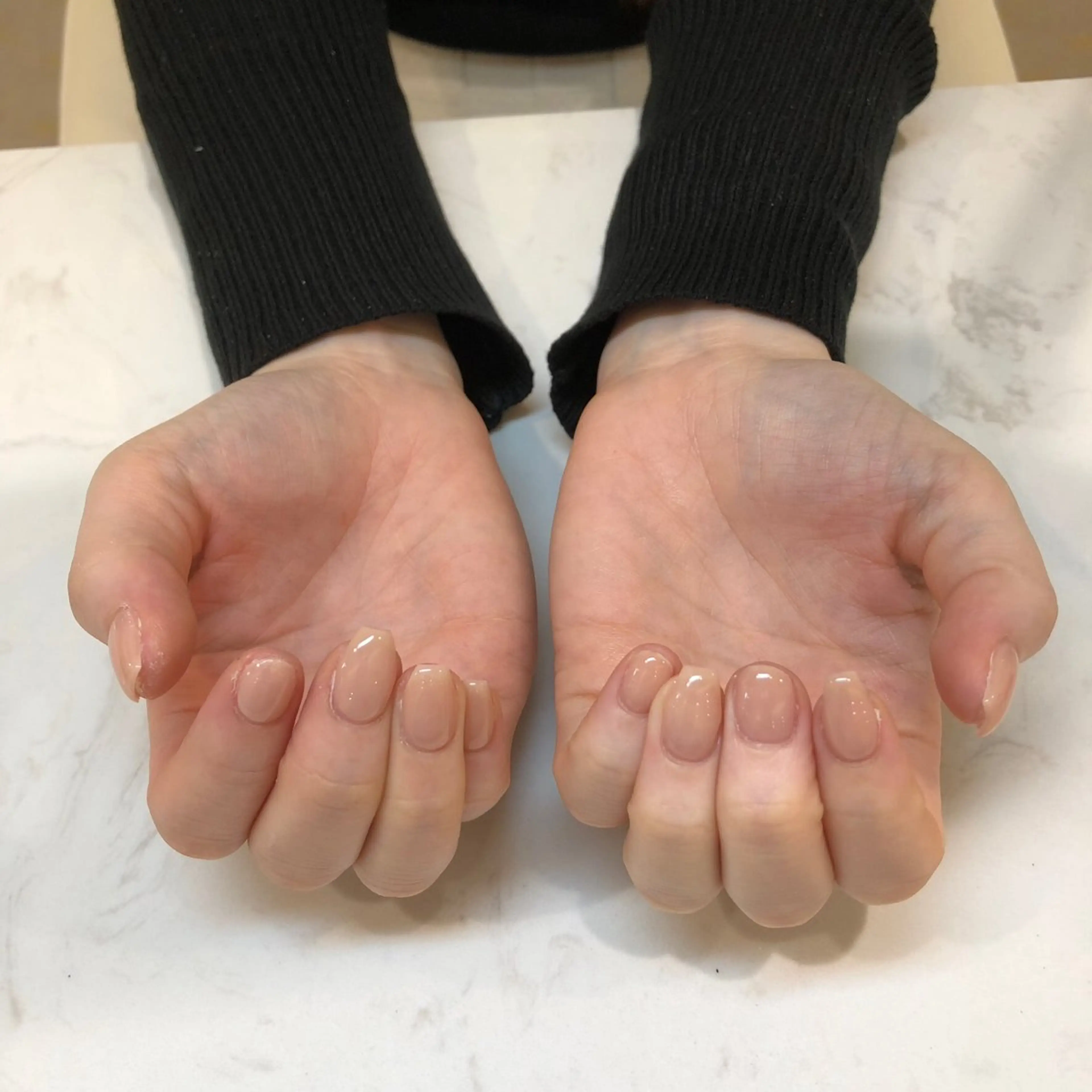 ネイル Raviy  新宿店所属・わたなべ あやかのネイルデザイン