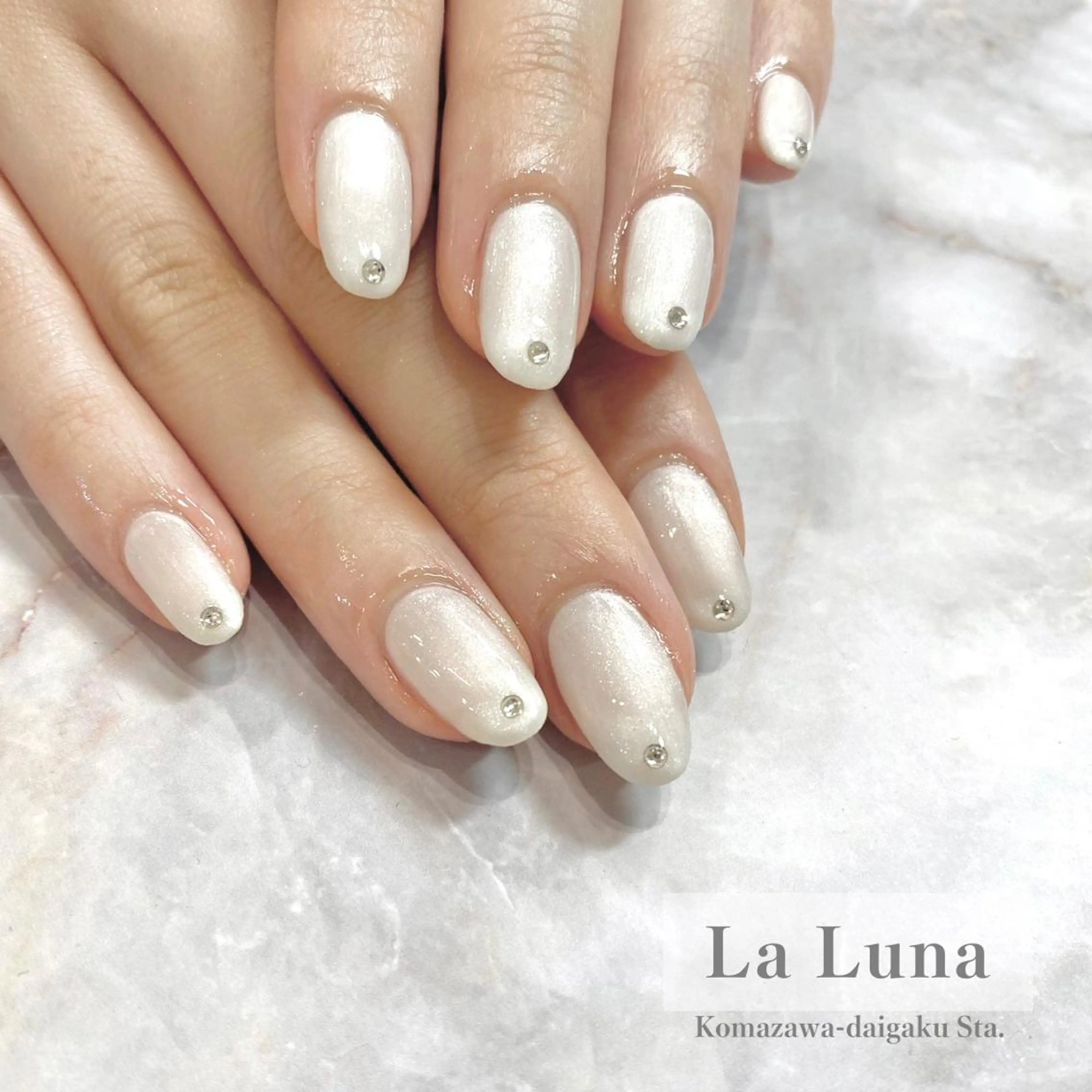 ネイル ワンカラーネイル ＬａＬｕｎａ🌙 natsukiのネイルデザイン