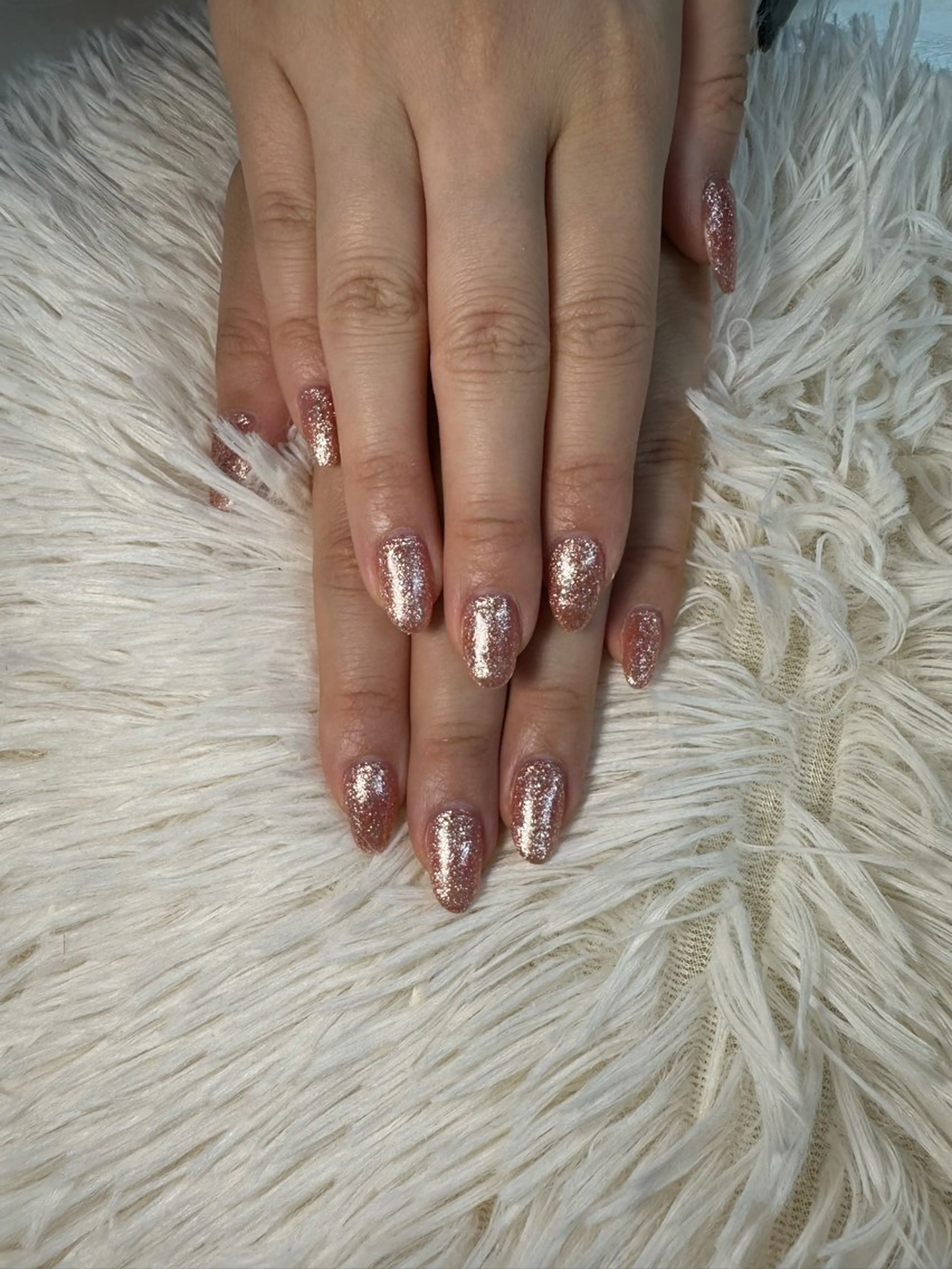 ネイル ラメ(グリッター) ワンカラーネイル 串田 萌のネイルデザイン