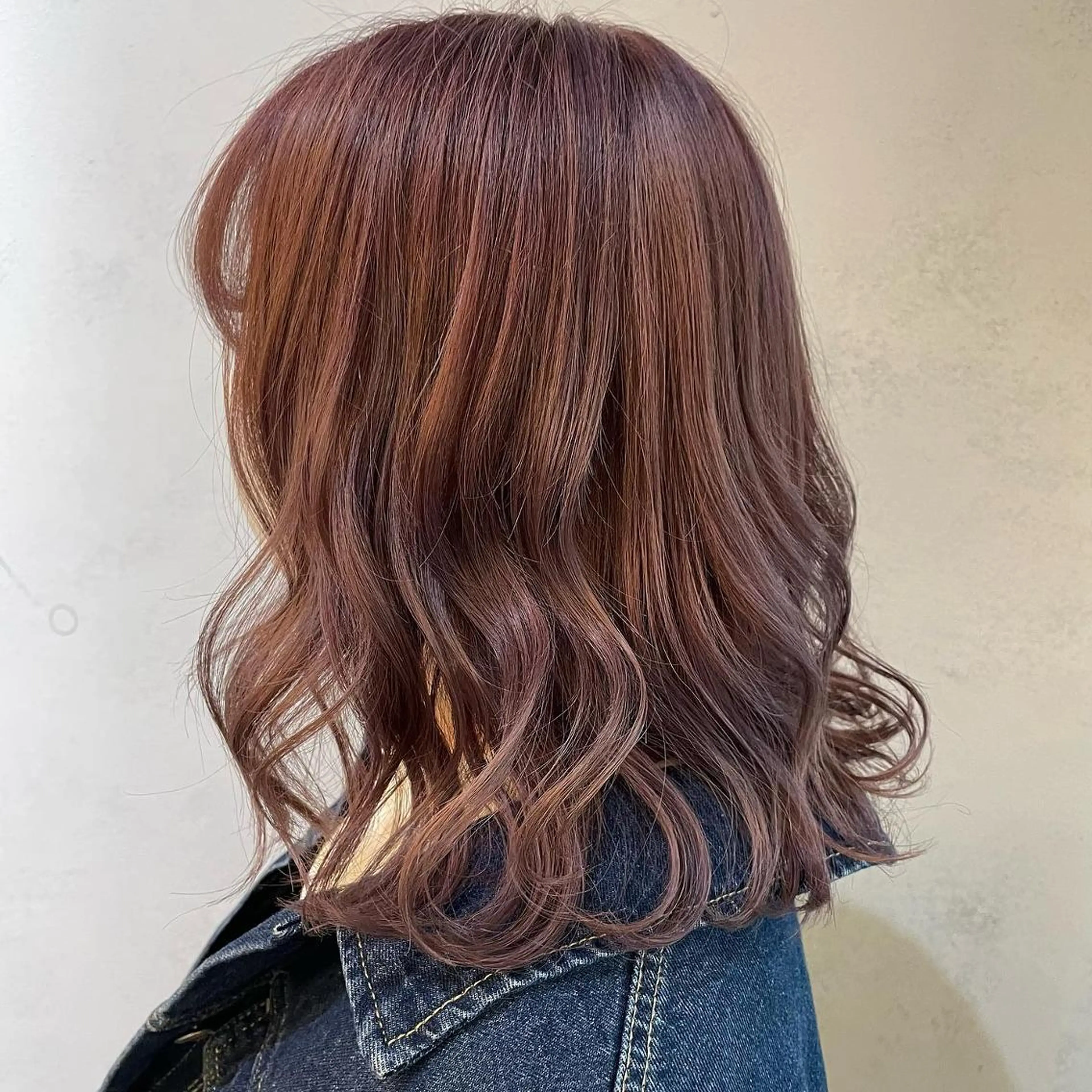 カラー ヘアアレンジ ブリーチ 透明感カラー イルミナカラー ブリーチなしカラー 𝙢𝙞𝙮𝙪🎀 girly hairのヘアスタイル