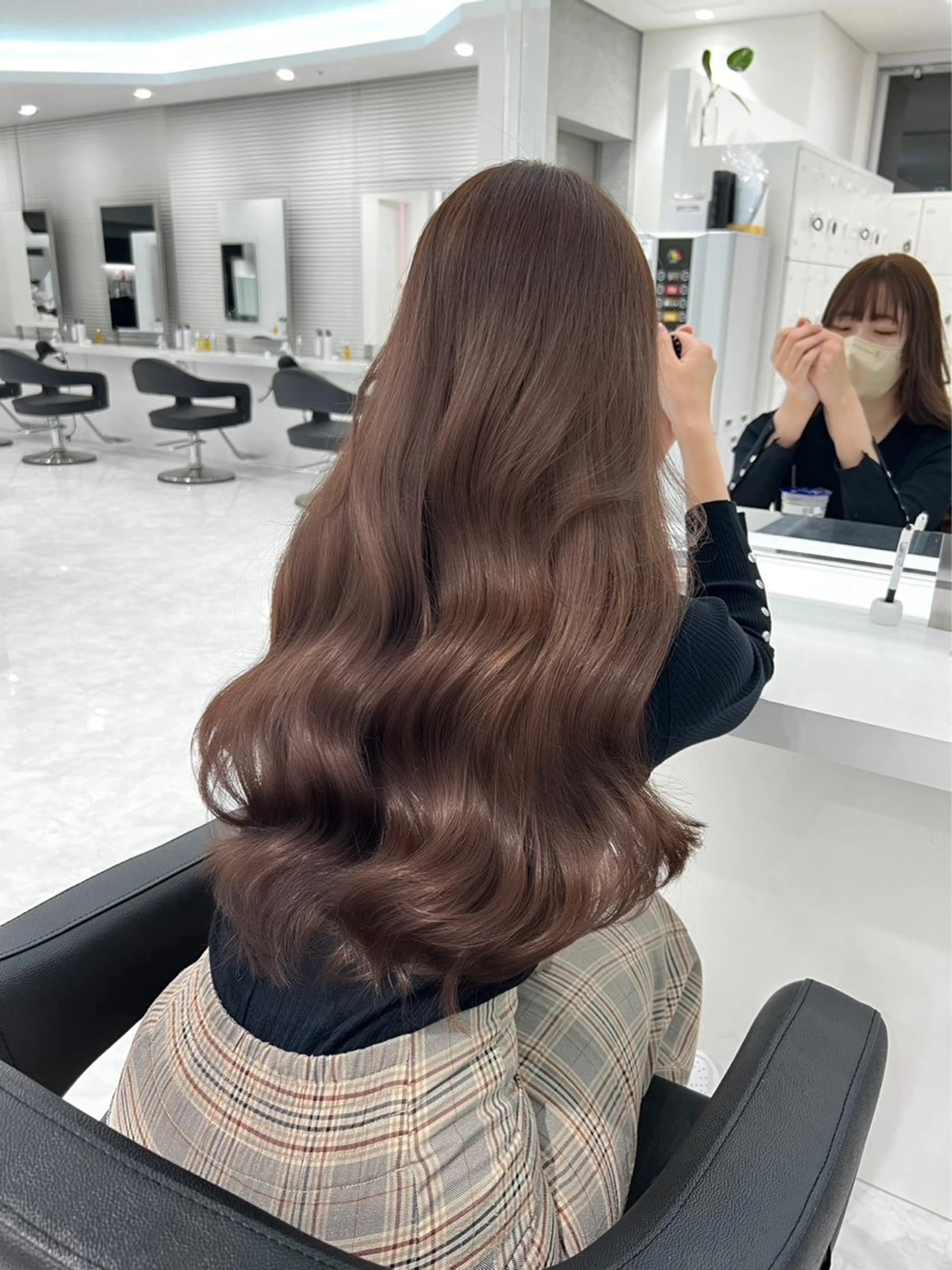 ロング カット ヘアカラー トリートメント ヘアセット ハイトーン/ケア ブリーチ/sEnAのヘアスタイル