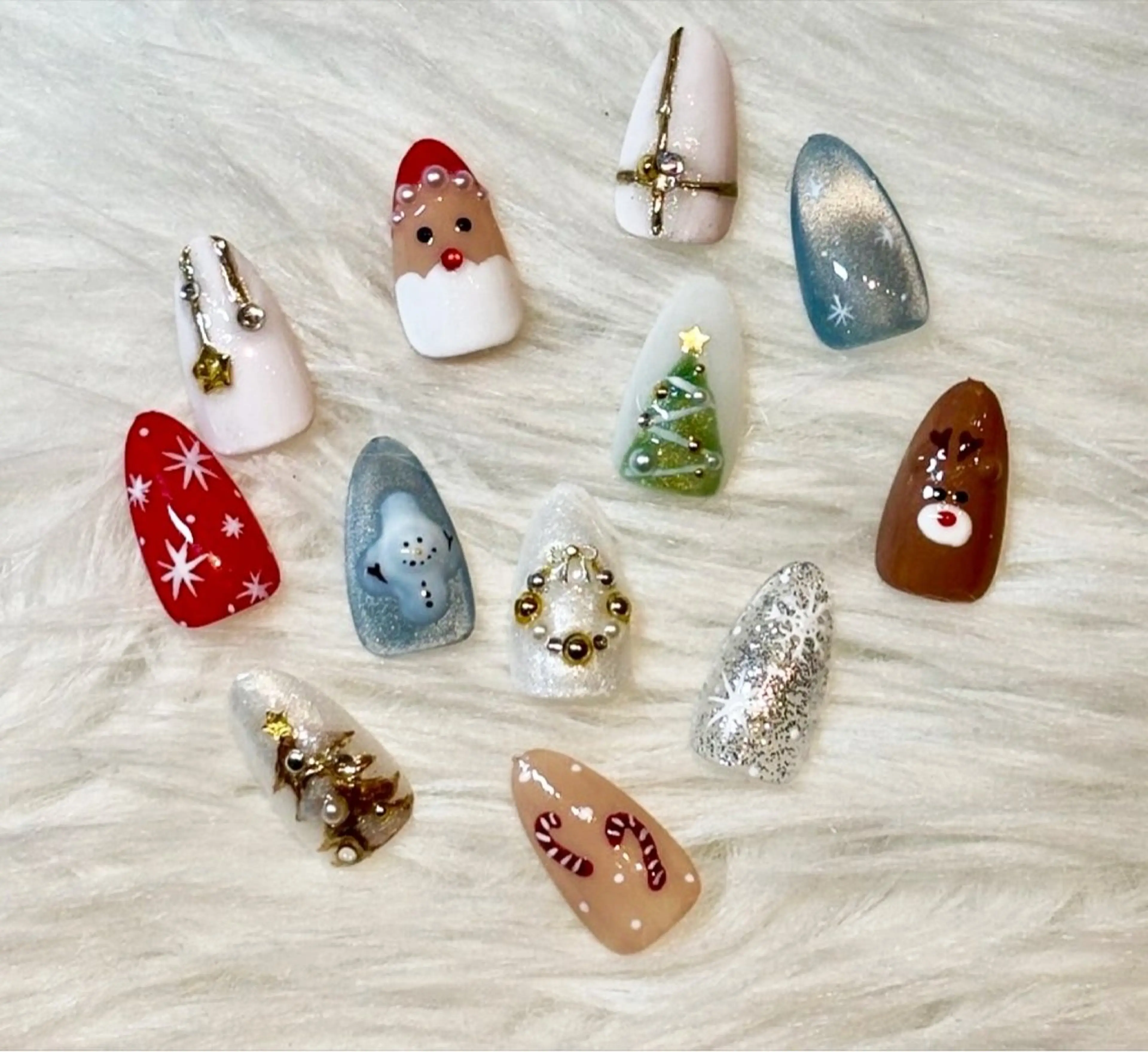 🎀🎄⭐️クリスマス限定メニュー🎄⭐️🎀お好きなクリスマスデザイン2本アート🎀🔔の写真