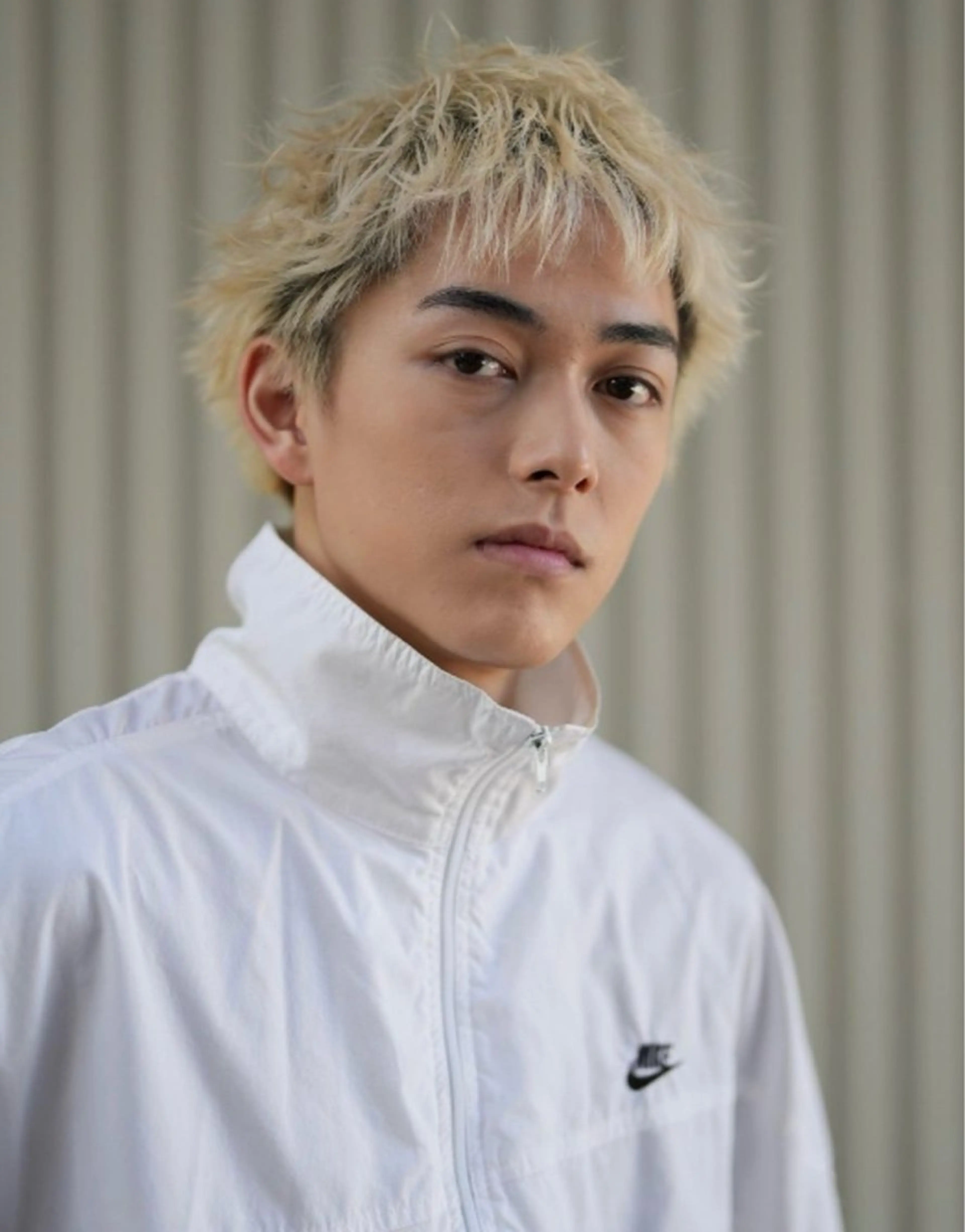 メンズ YUJIN 似合わせメンズカットのヘアスタイル