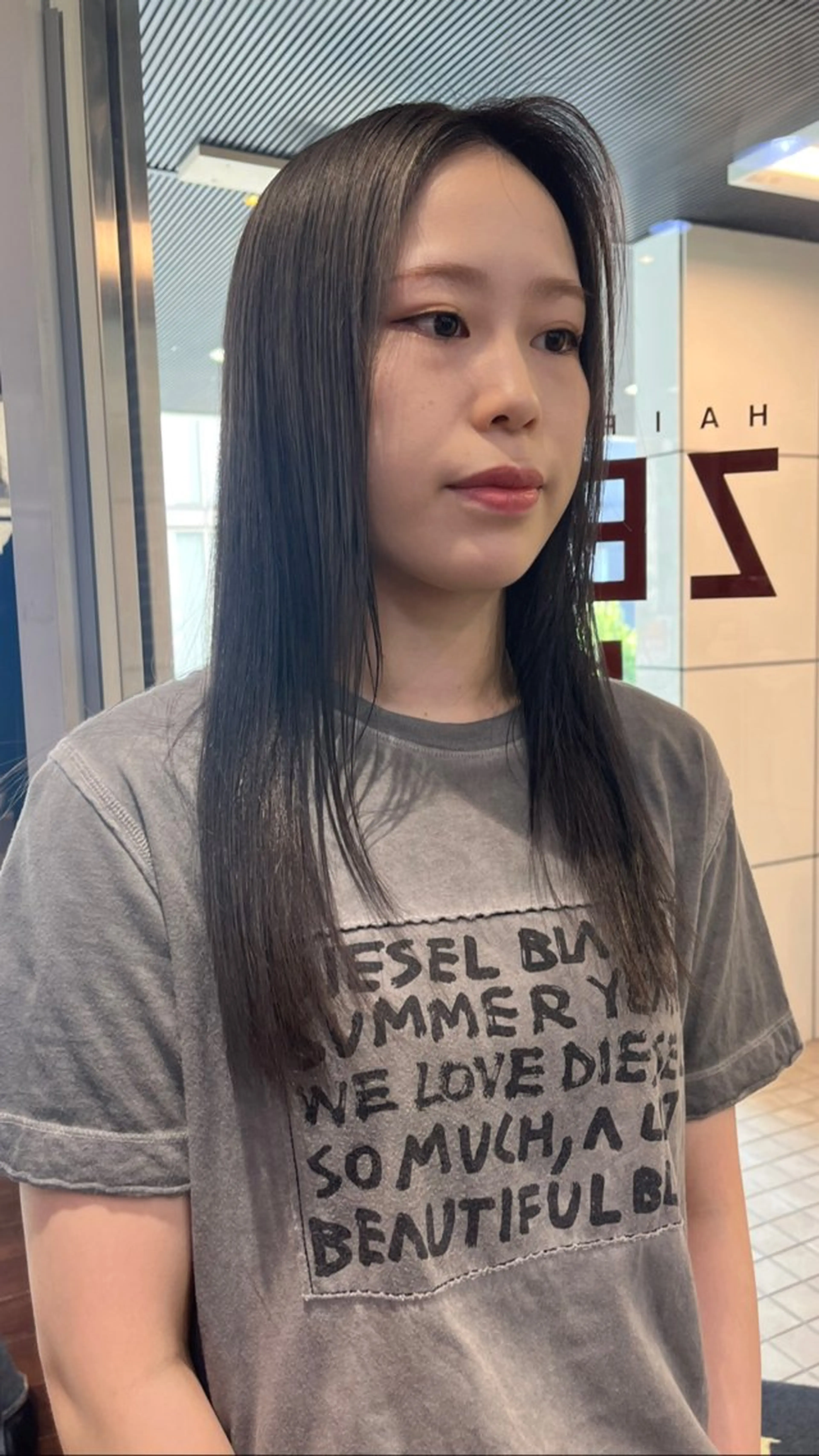 ロング カラー 酸性ストレート 🤍🎀honokaのヘアスタイル
