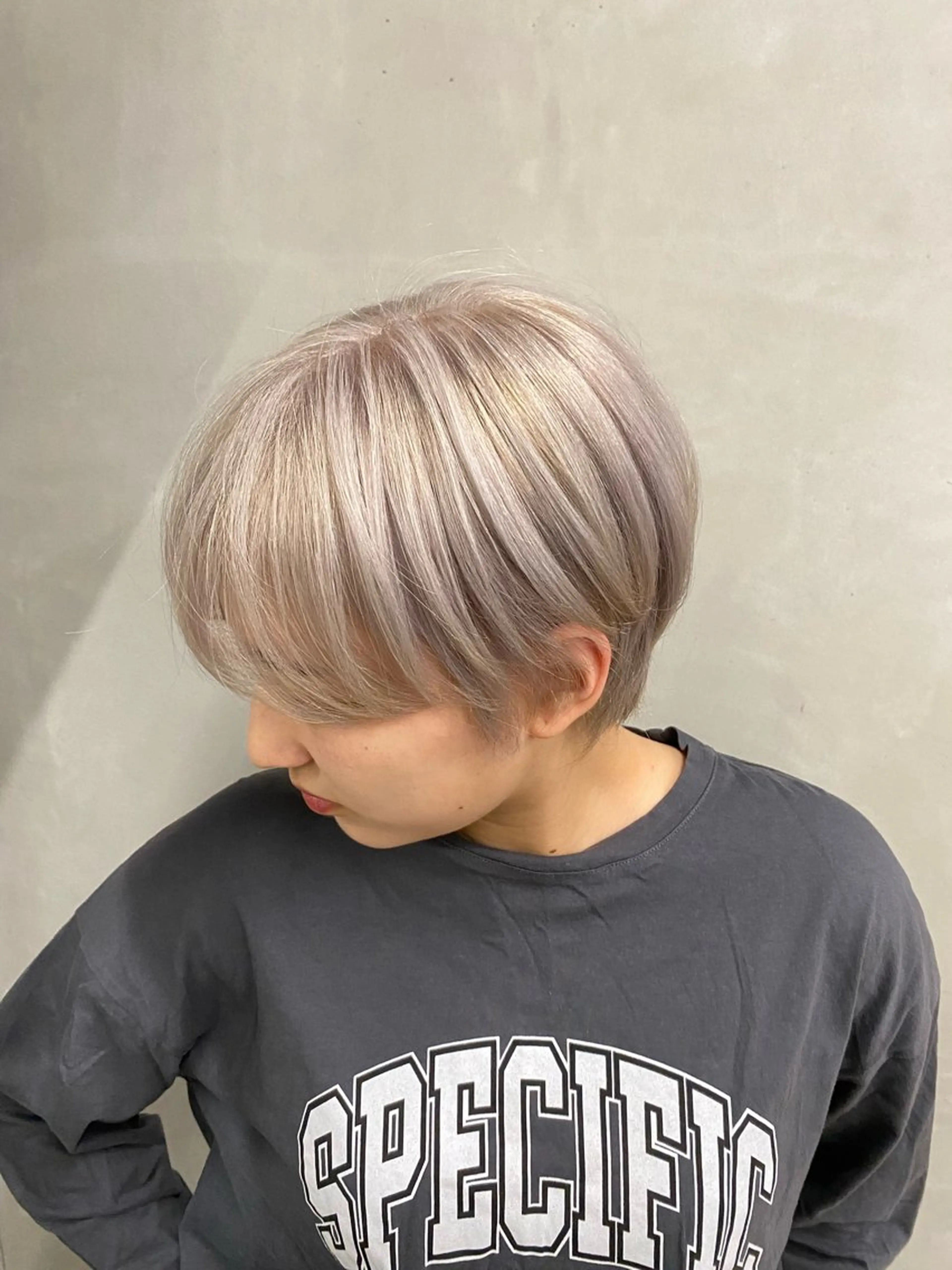 ミディアム カラー ヘアアレンジ ヘアカラー お呼ばれヘアアレンジ mina🌷のヘアスタイル