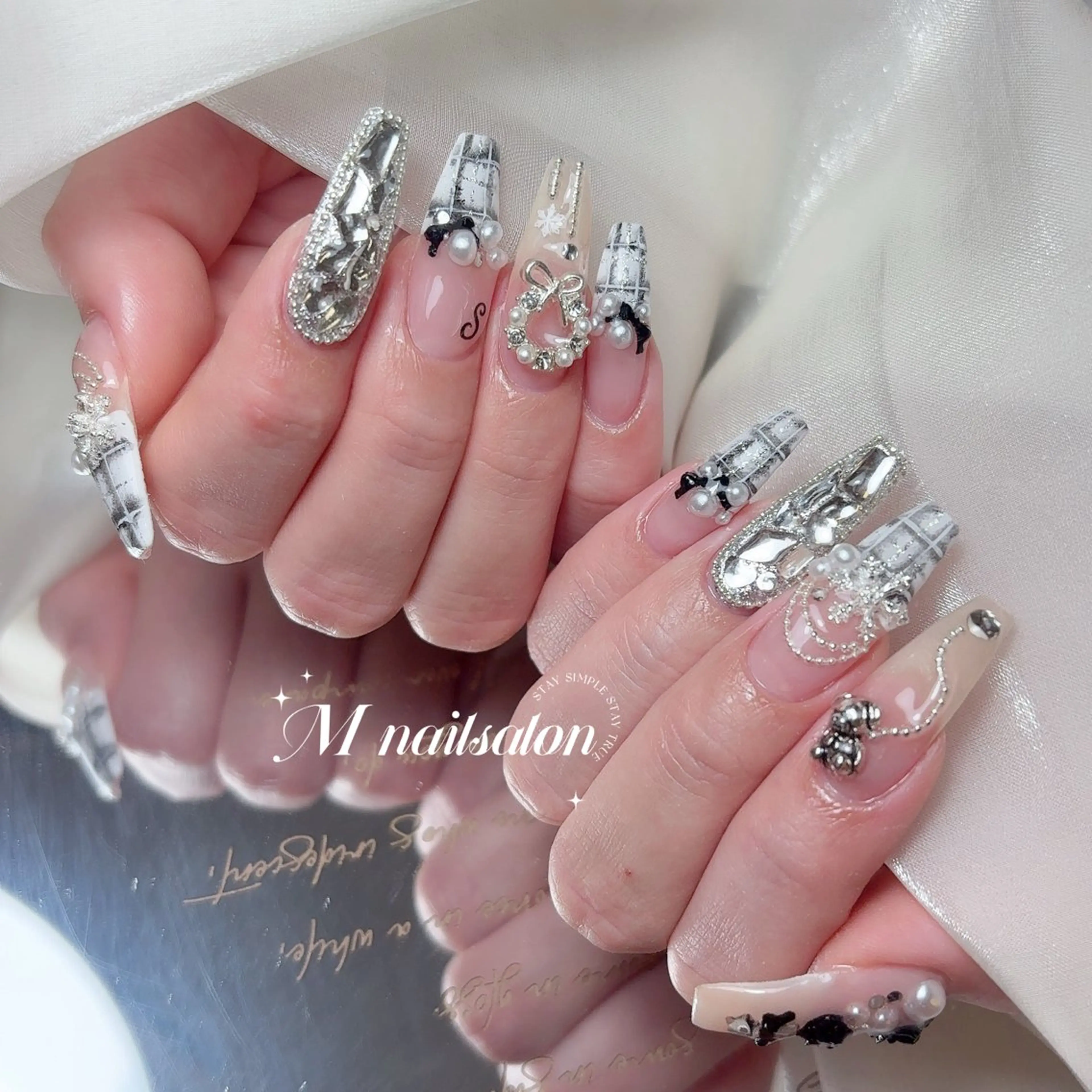 ネイル ハンドネイル M🌷nail 長さだし専門店のネイルデザイン