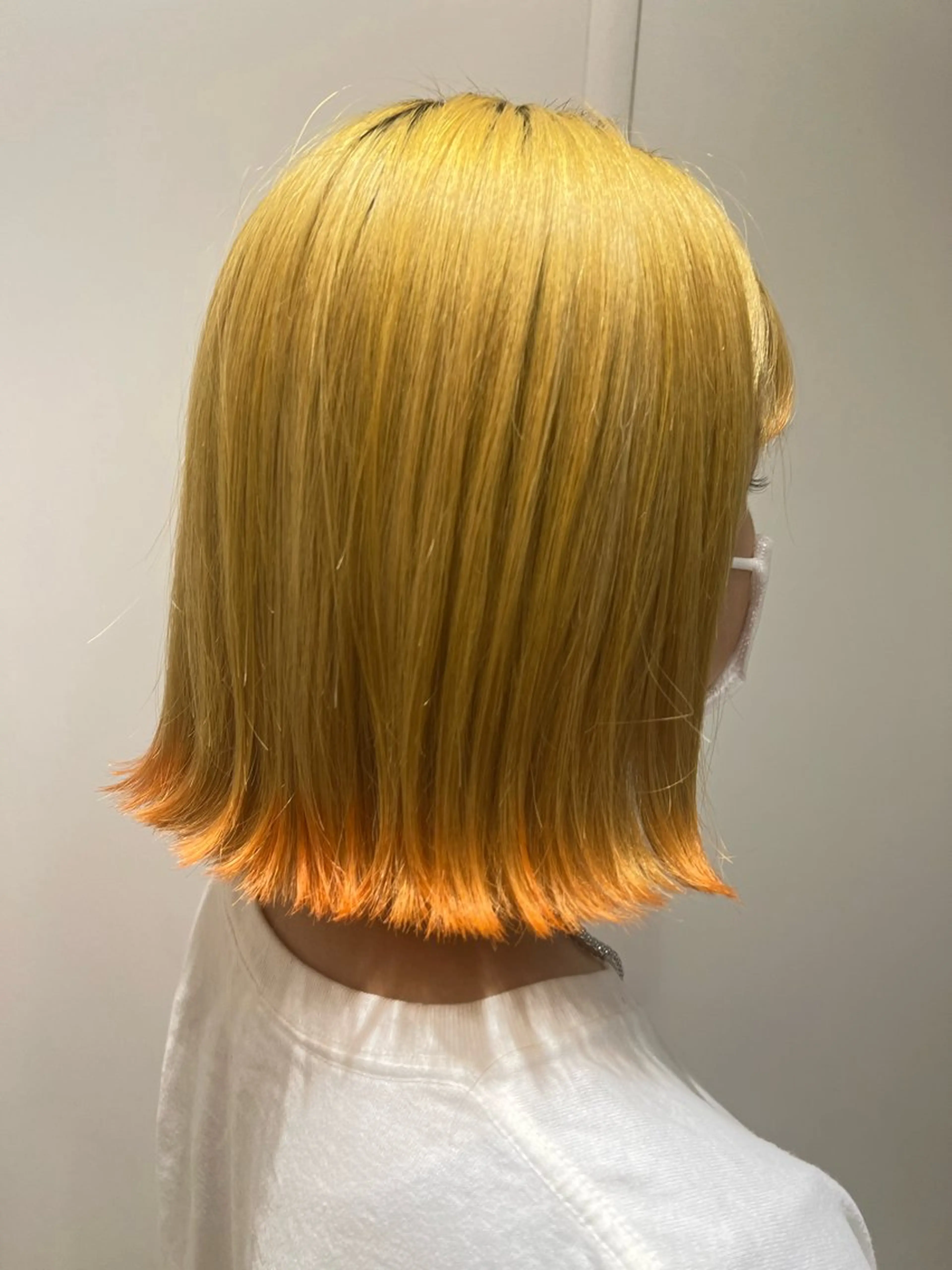 ミディアム ヘアカラー トリートメント 渋谷ハイトーン/ デザインカラー阿部のヘアスタイル