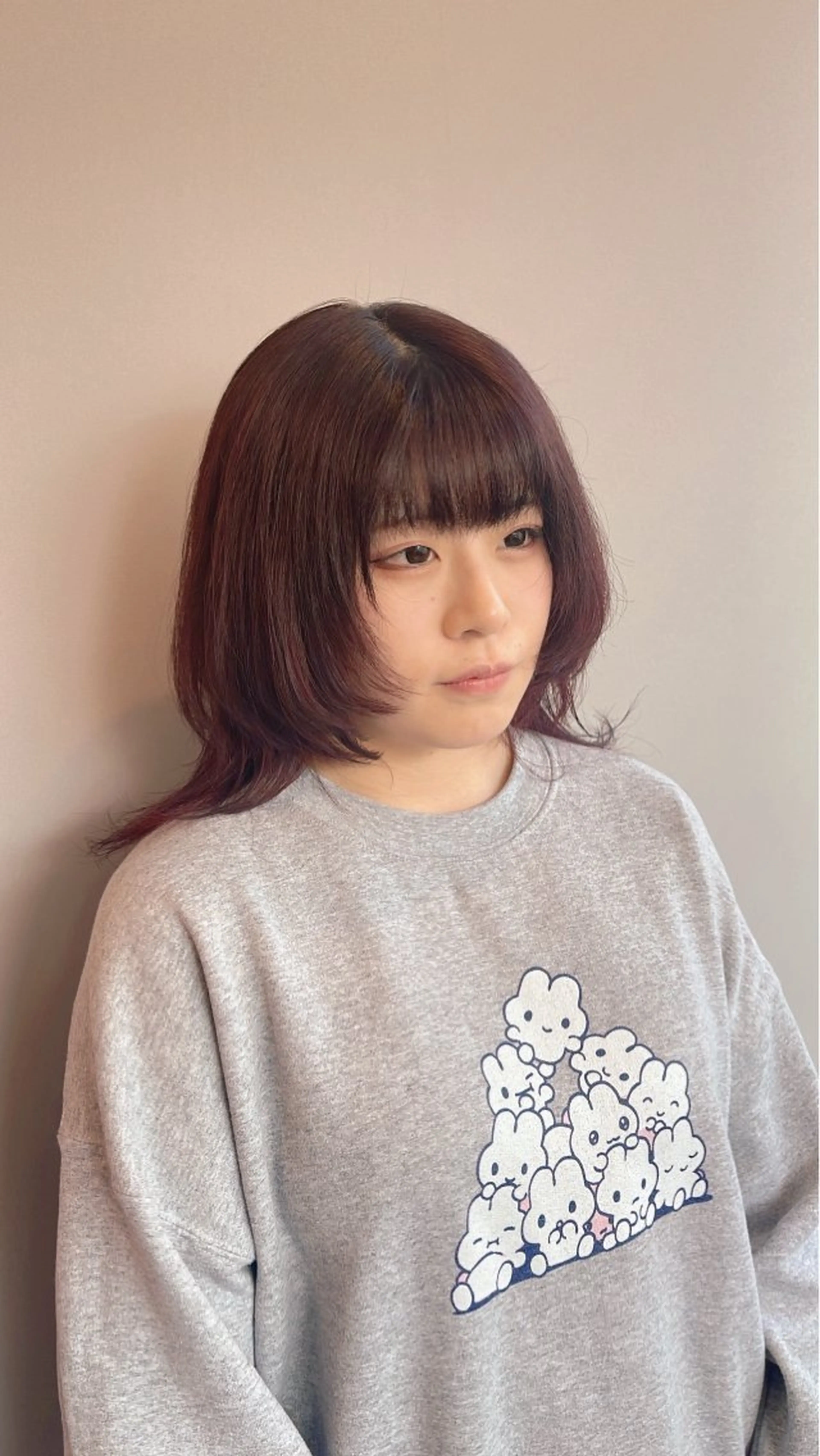 セミロング カラー レッドカラー ウルフカット カット ヘアカラー トリートメント 透明感カラー/艶髪/ エクステ/HIROのヘアスタイル