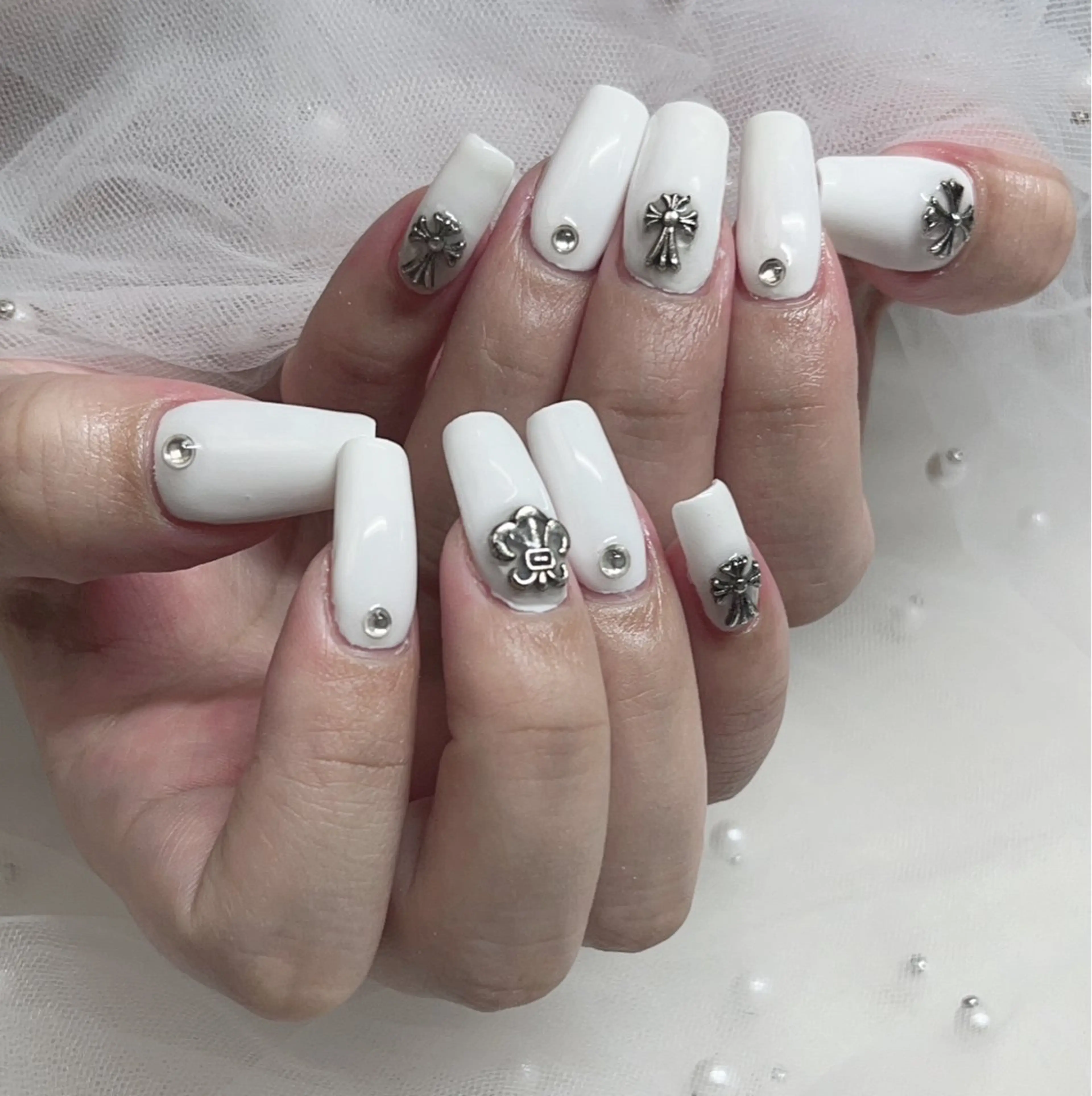 ネイル ハンドネイル KARI ネイルサロンのネイルデザイン