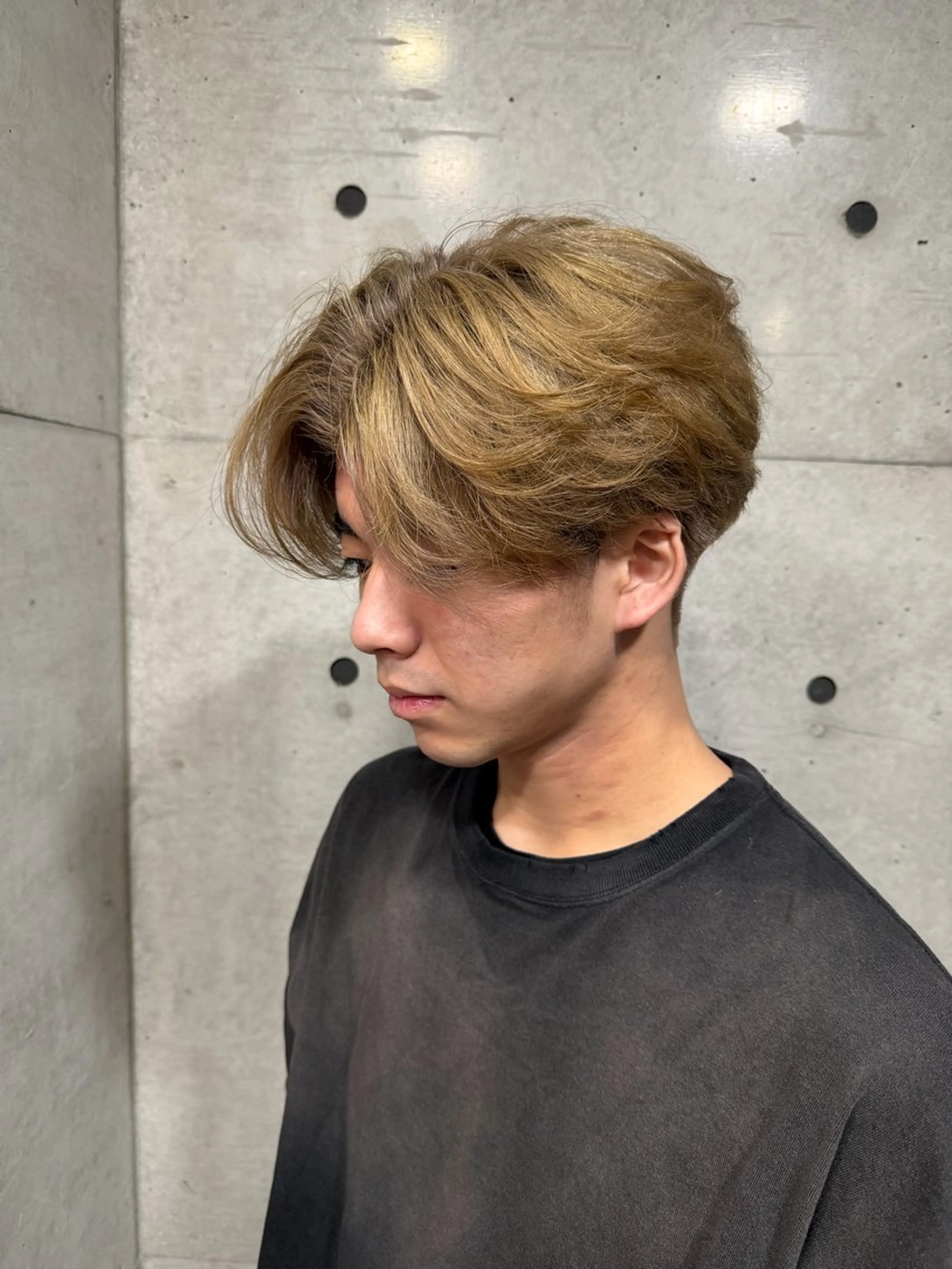 カラー メンズ ベージュカラー シルバー カット ヘアカラー RYUSEI/メンズ パーマ/レイヤーのヘアスタイル