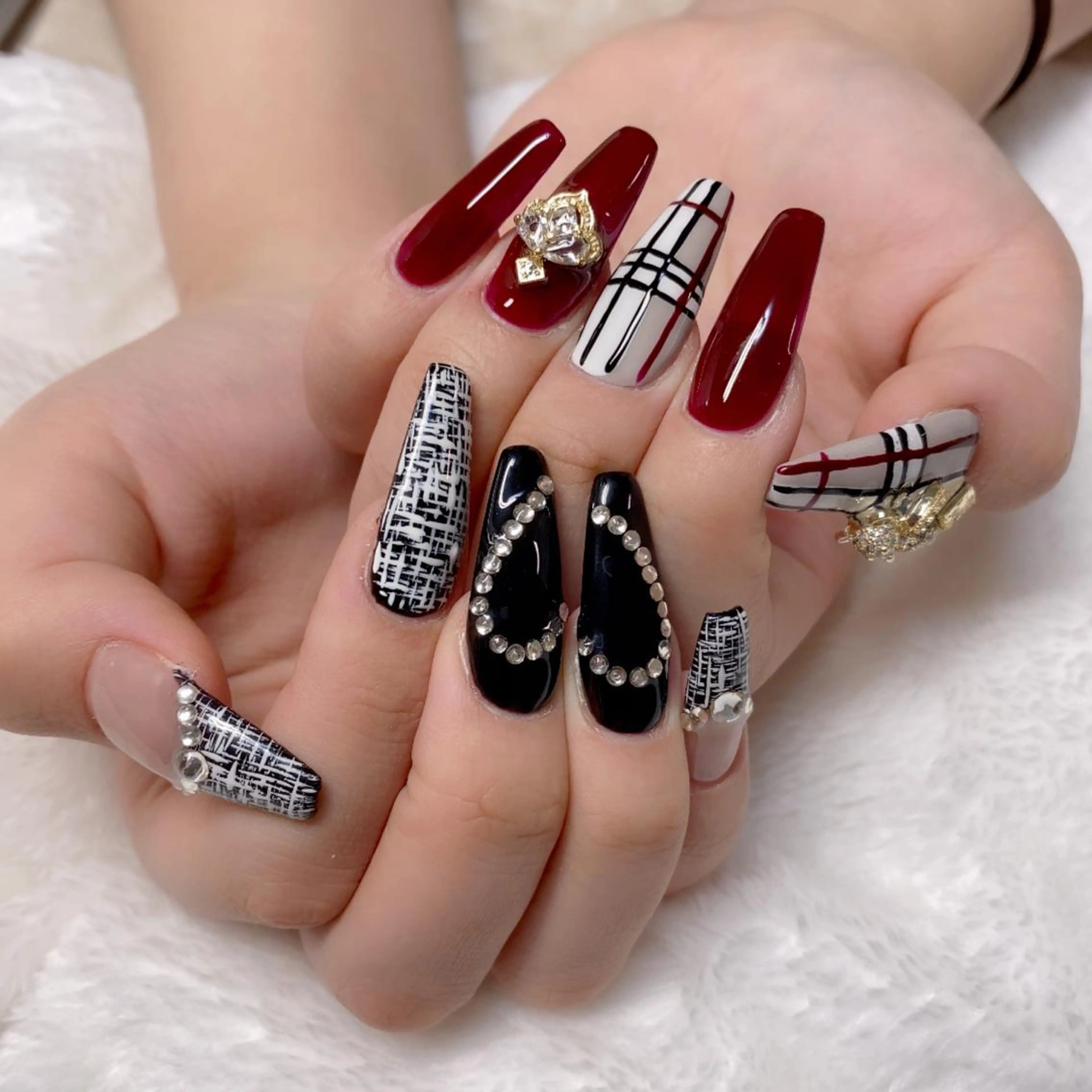 ネイル Nail Salon ワンダフルのネイルデザイン