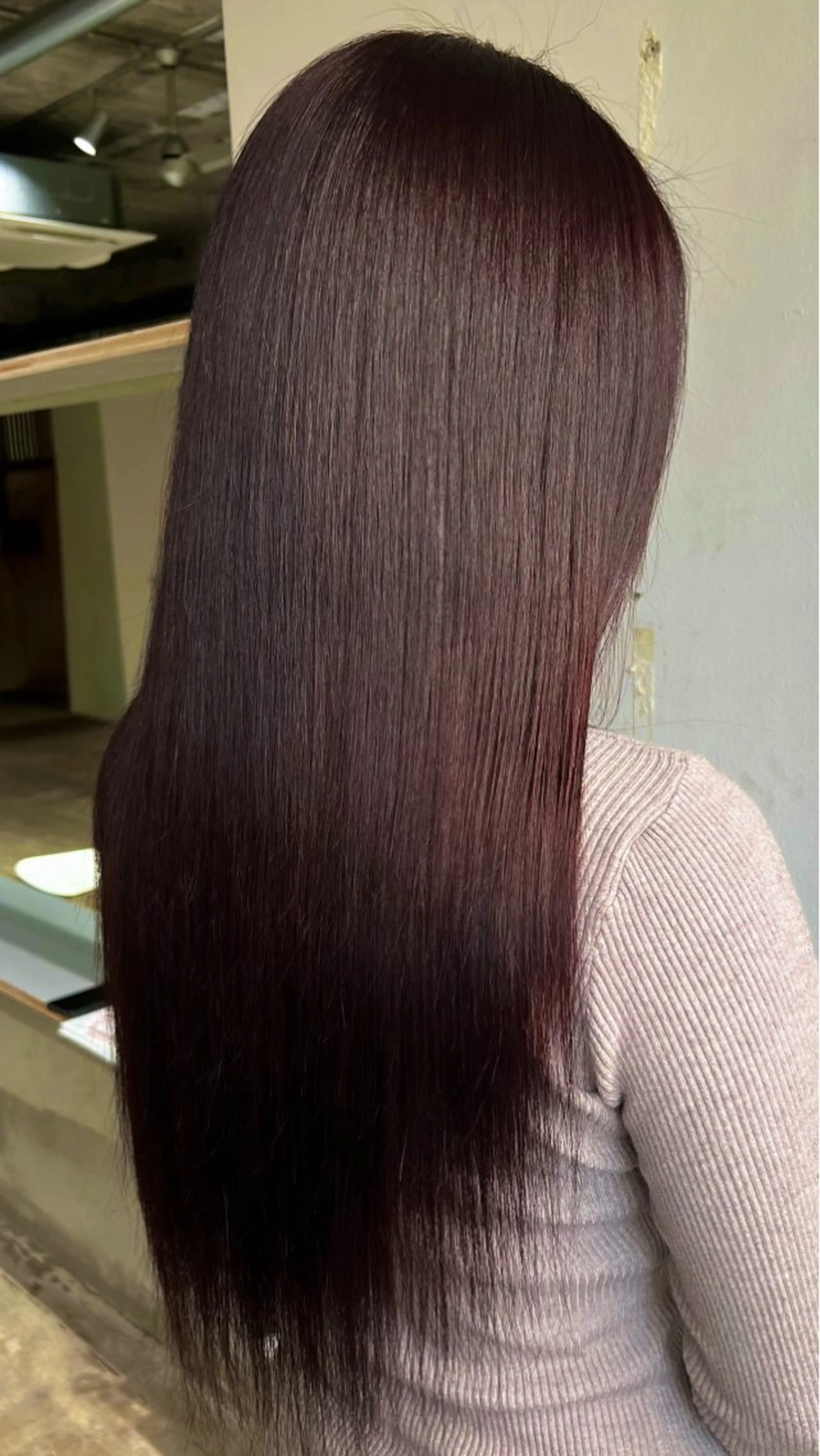 カラー ヘアカラー 夏見 柚羽のヘアスタイル