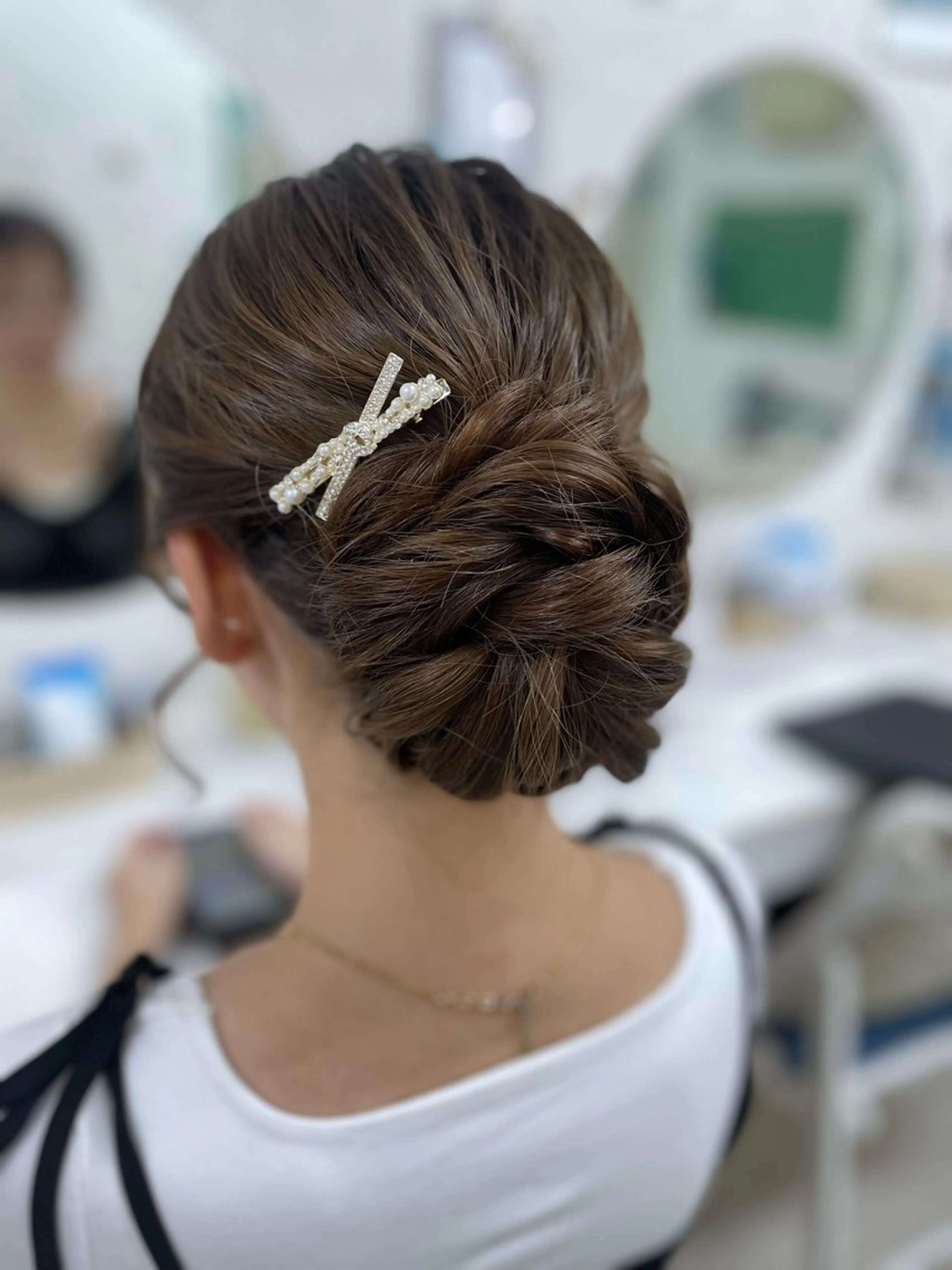 【月曜日17時～21時半まで限定】ヘアセットの写真