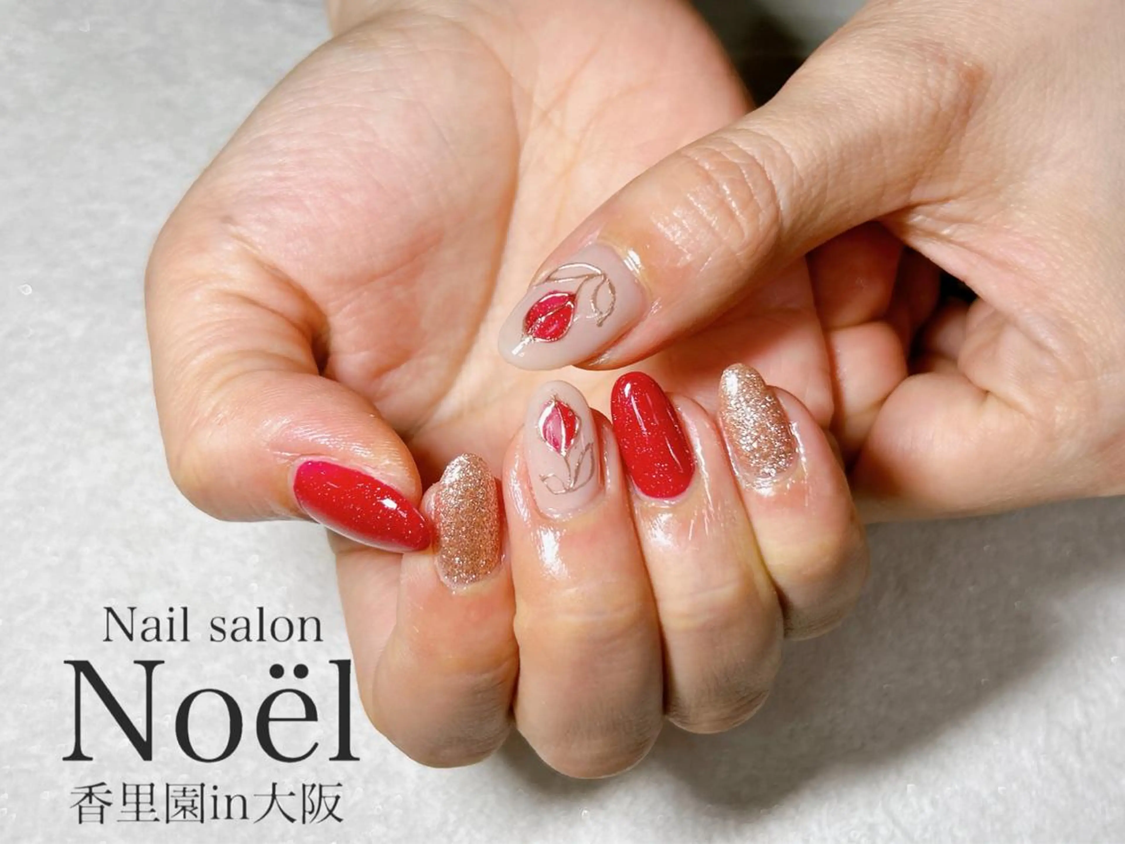 ネイル ミラーネイル ハンドネイル Nailsalon &Noel所属・もも 🍑のネイルデザイン