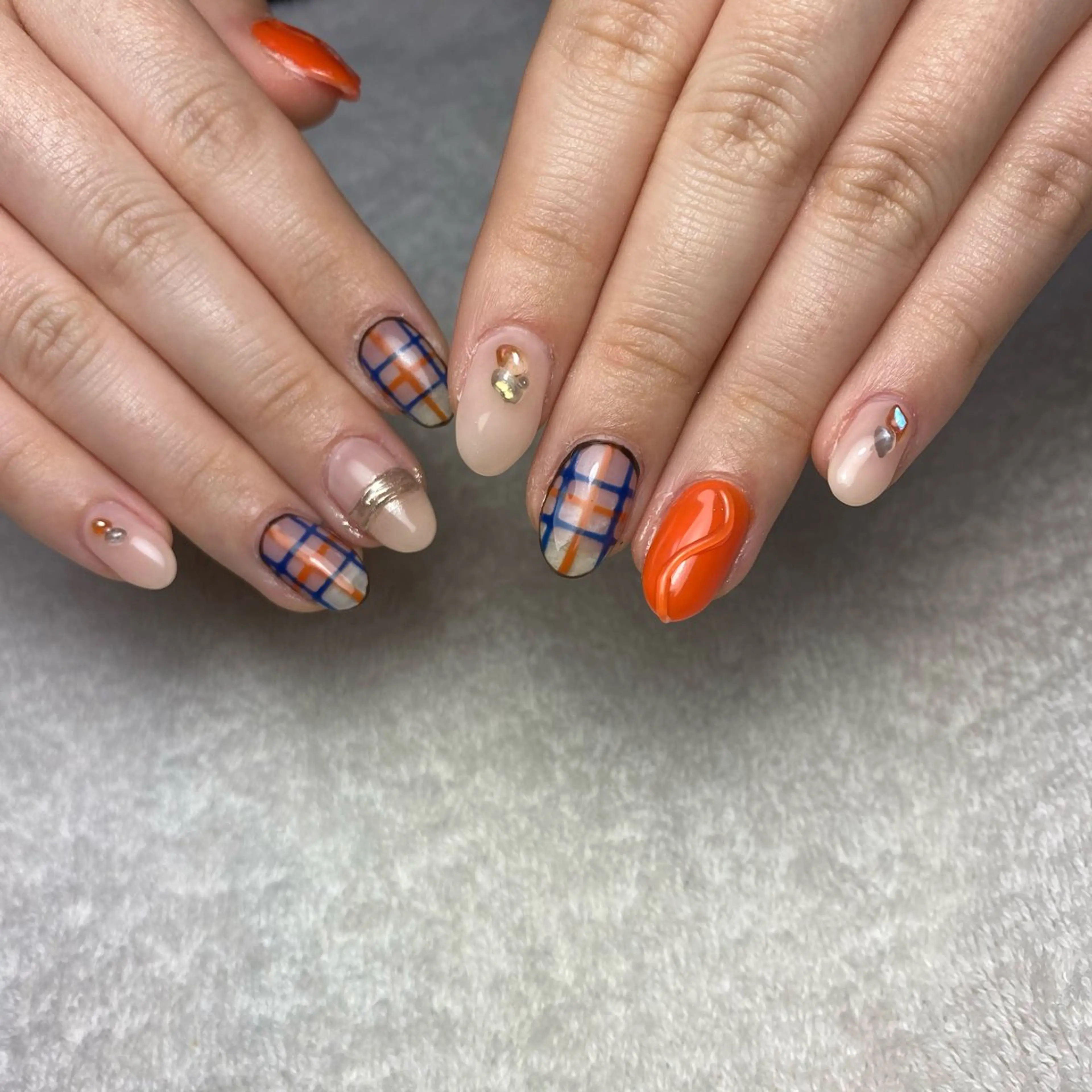 ネイル ミラーネイル COCO+所属・COCO +のエステ・リラクイメージ