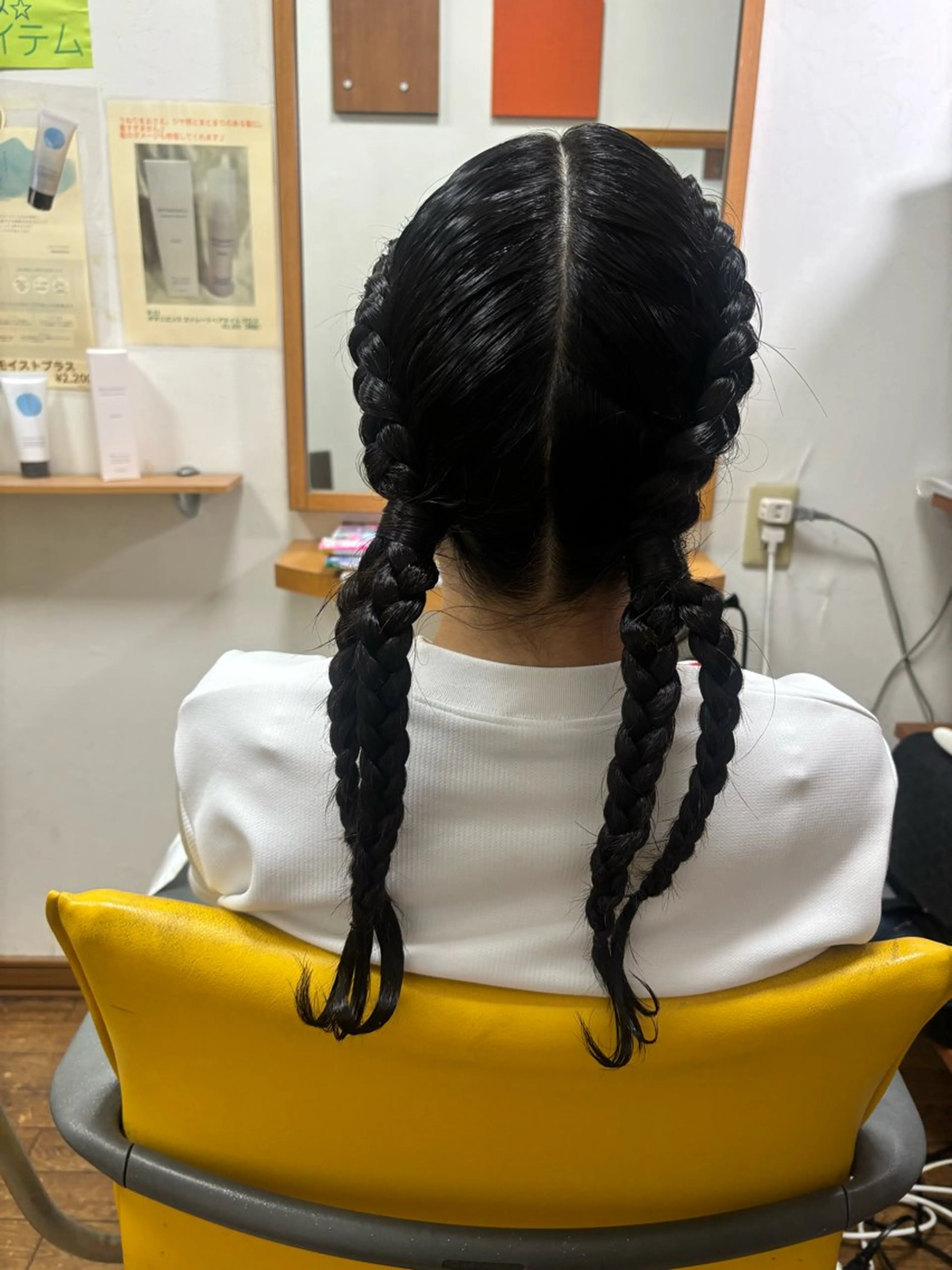 ヘアアレンジ ブロッサム所属・ヘアメイク・着付特化 はやしの眉毛・アイブロウイメージ