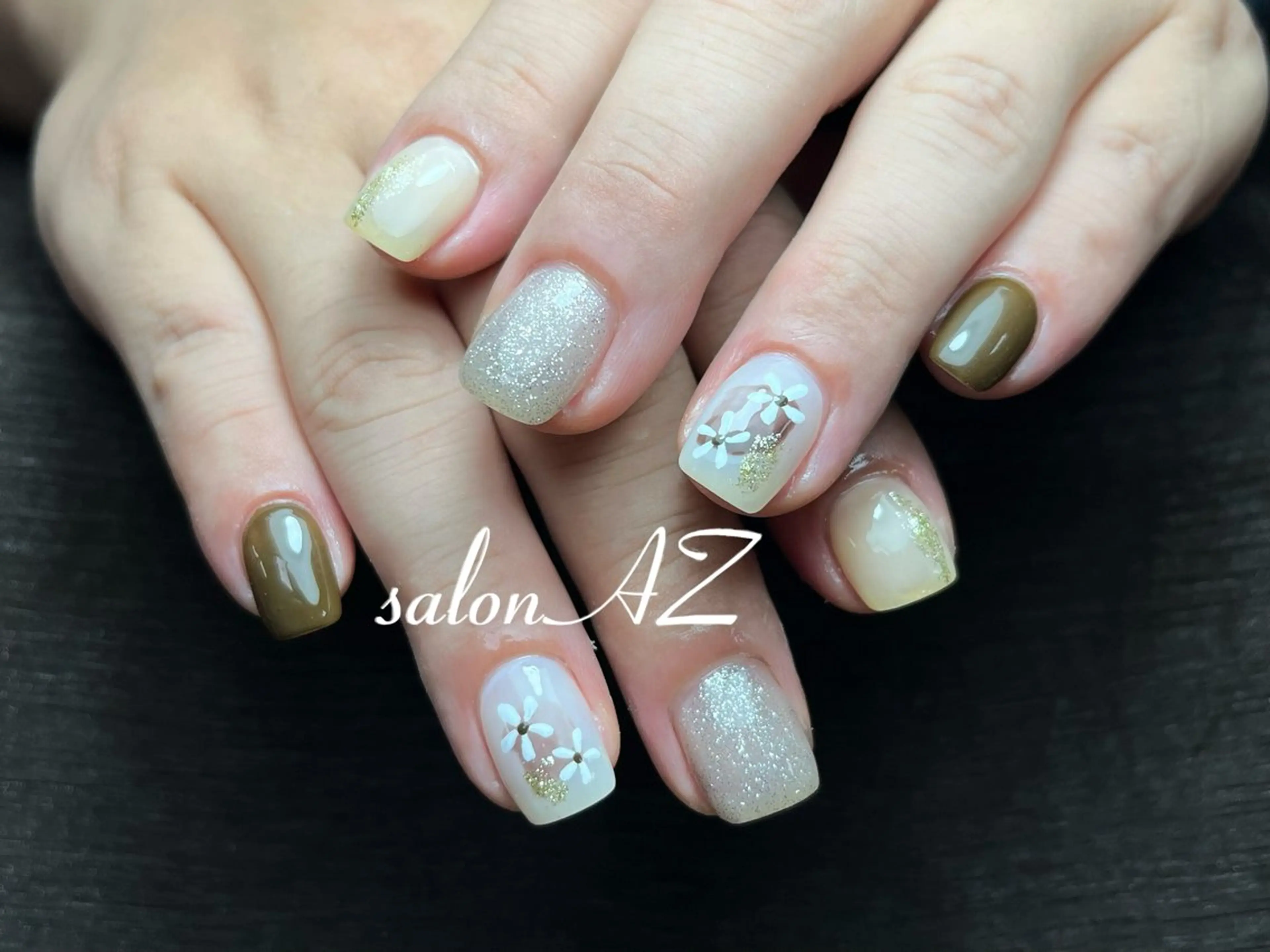 ネイル アートネイル 長さ出し フットネイル フレンチネイル ジェルネイル ハンドネイル salonAZ トップネイリストのネイルデザイン