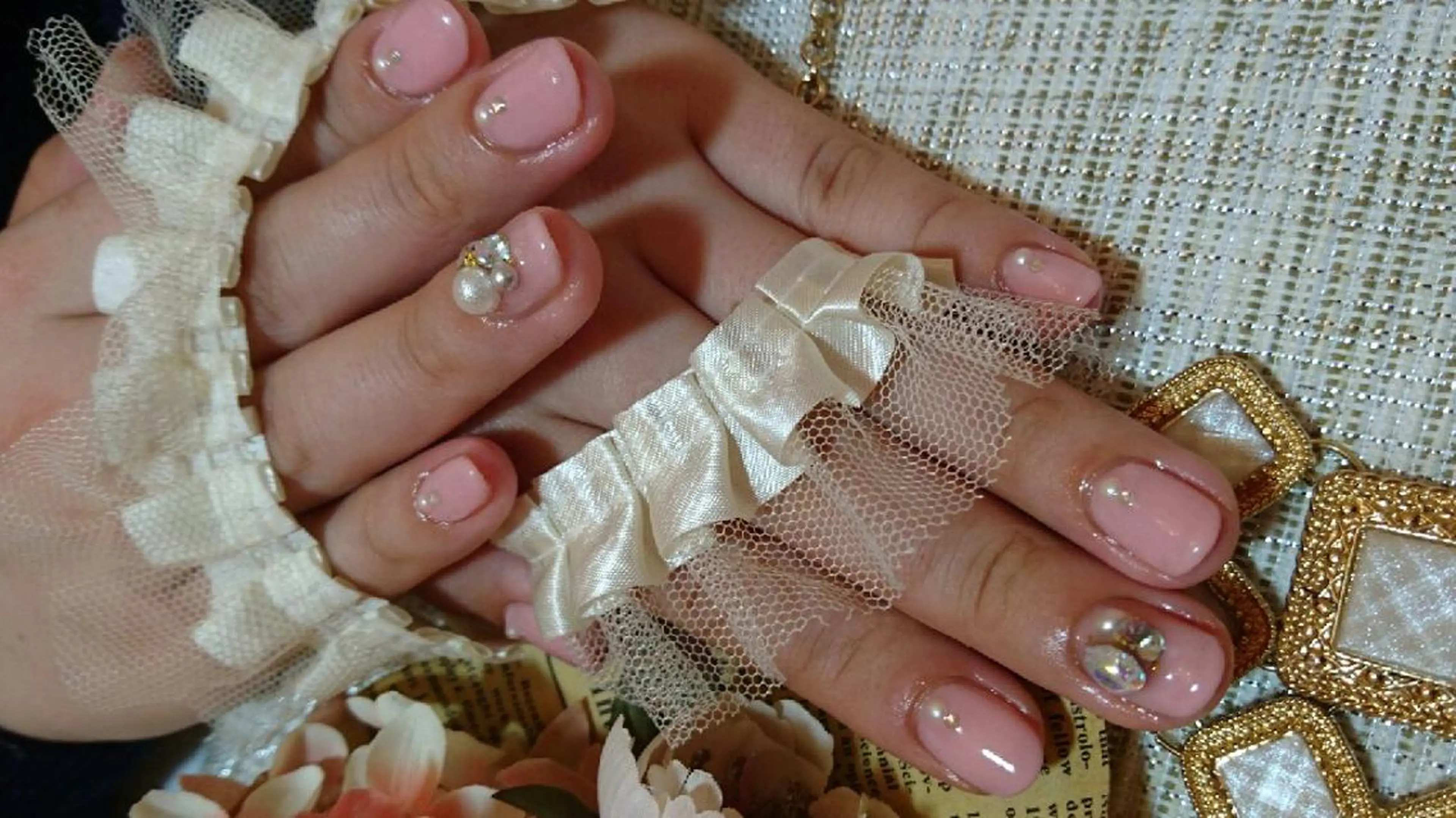 ショート ミディアム セミロング ロング カラー まつエク ネイル キッズ メンズ プライベートサロン HA♥NAのマツエク・マツパデザイン