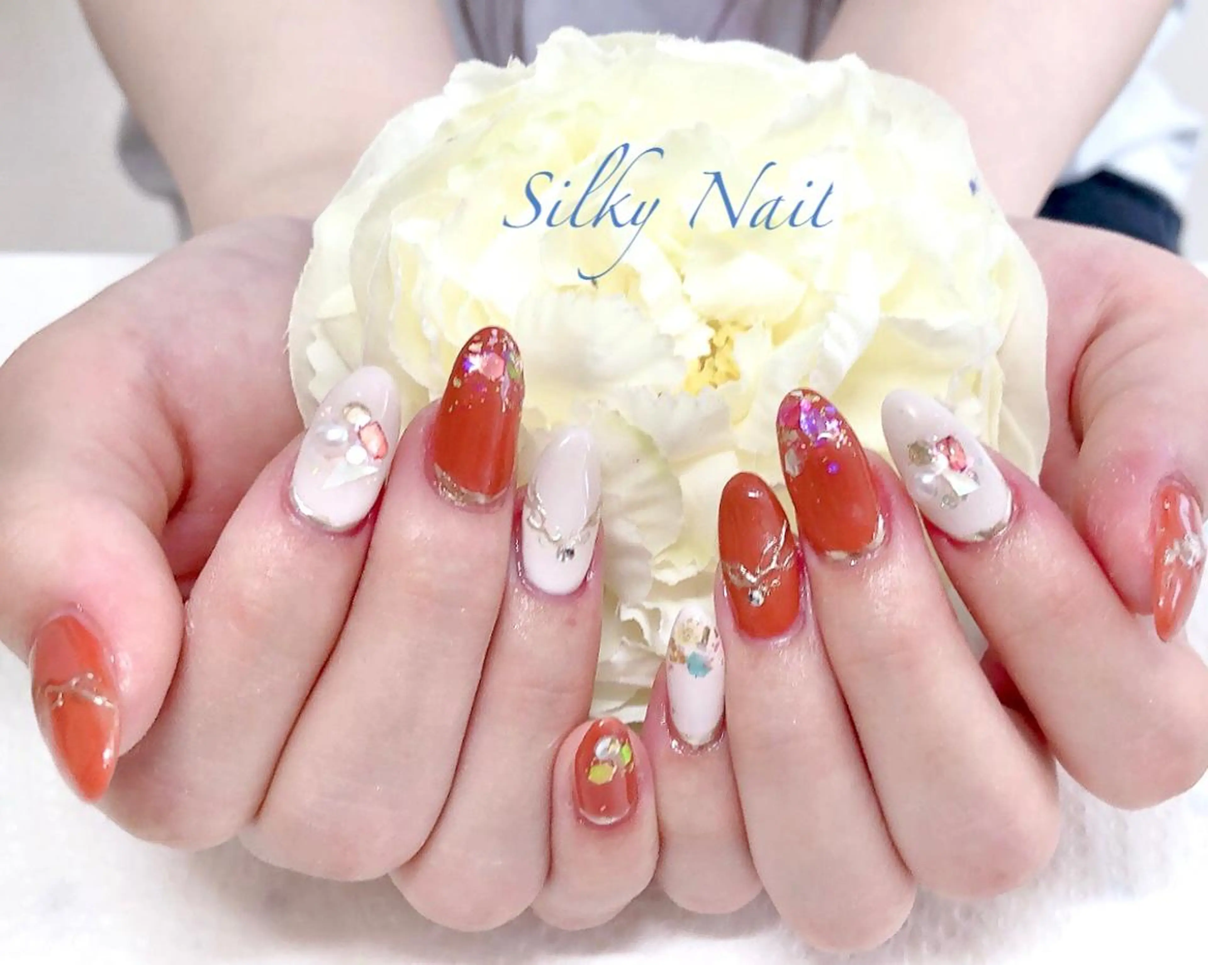 ネイル ハンドネイル Silky_nail Sの眉毛・アイブロウイメージ