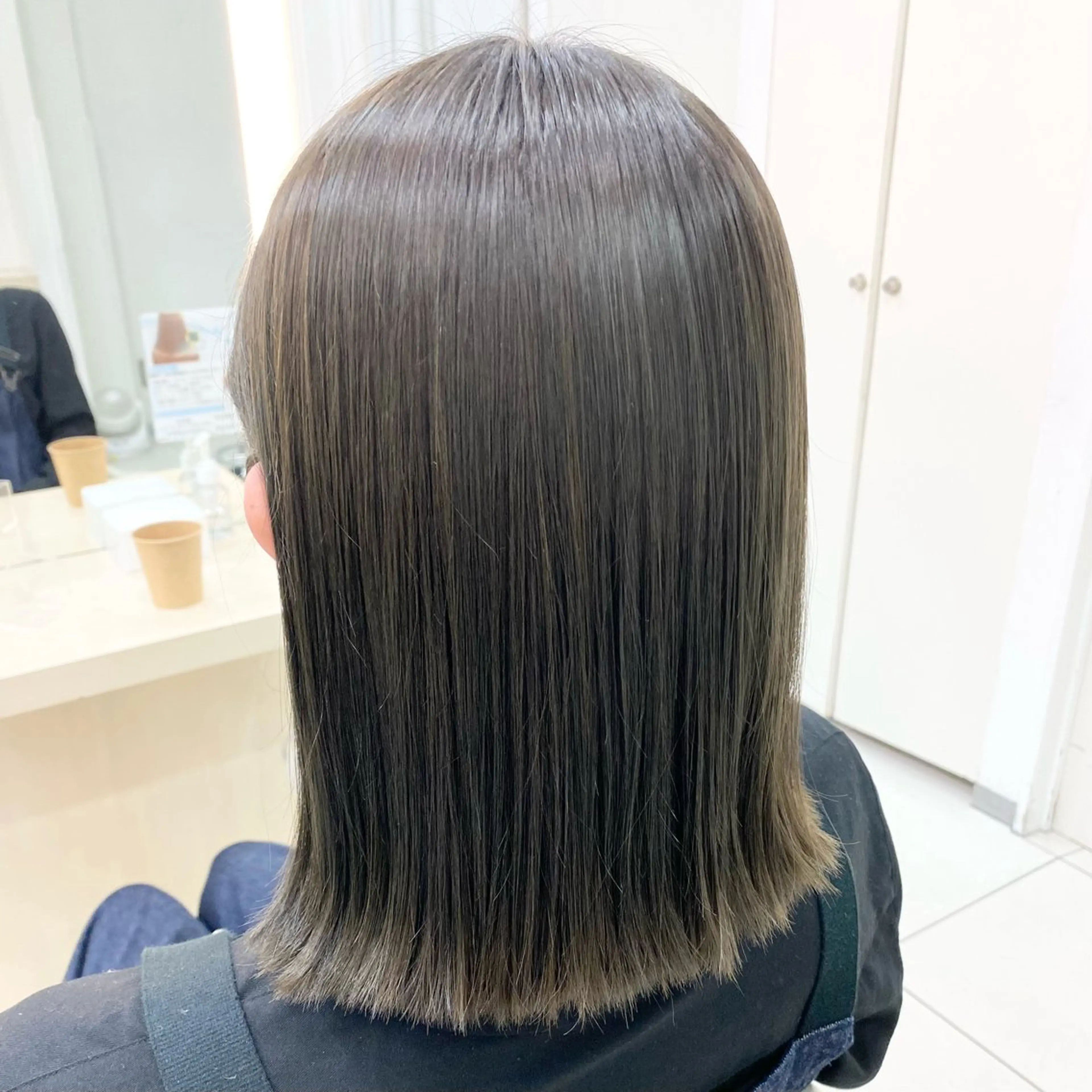 セミロング パーマ カット 縮毛矯正 Ash都立大学 中村百花のヘアスタイル