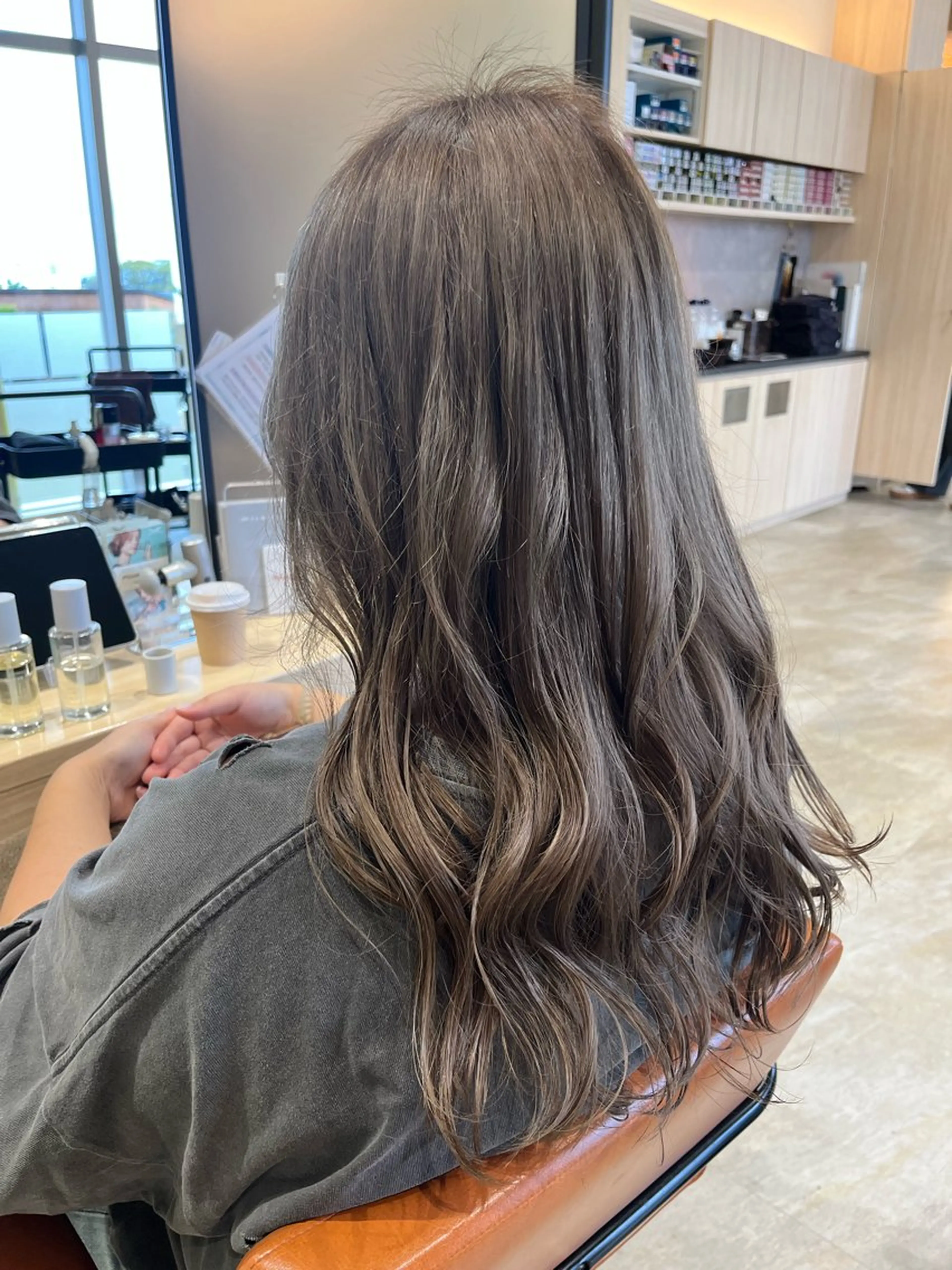 カラー ベージュカラー ヘアカラー 無料カットモデル ✂︎いおん✂︎のヘアスタイル