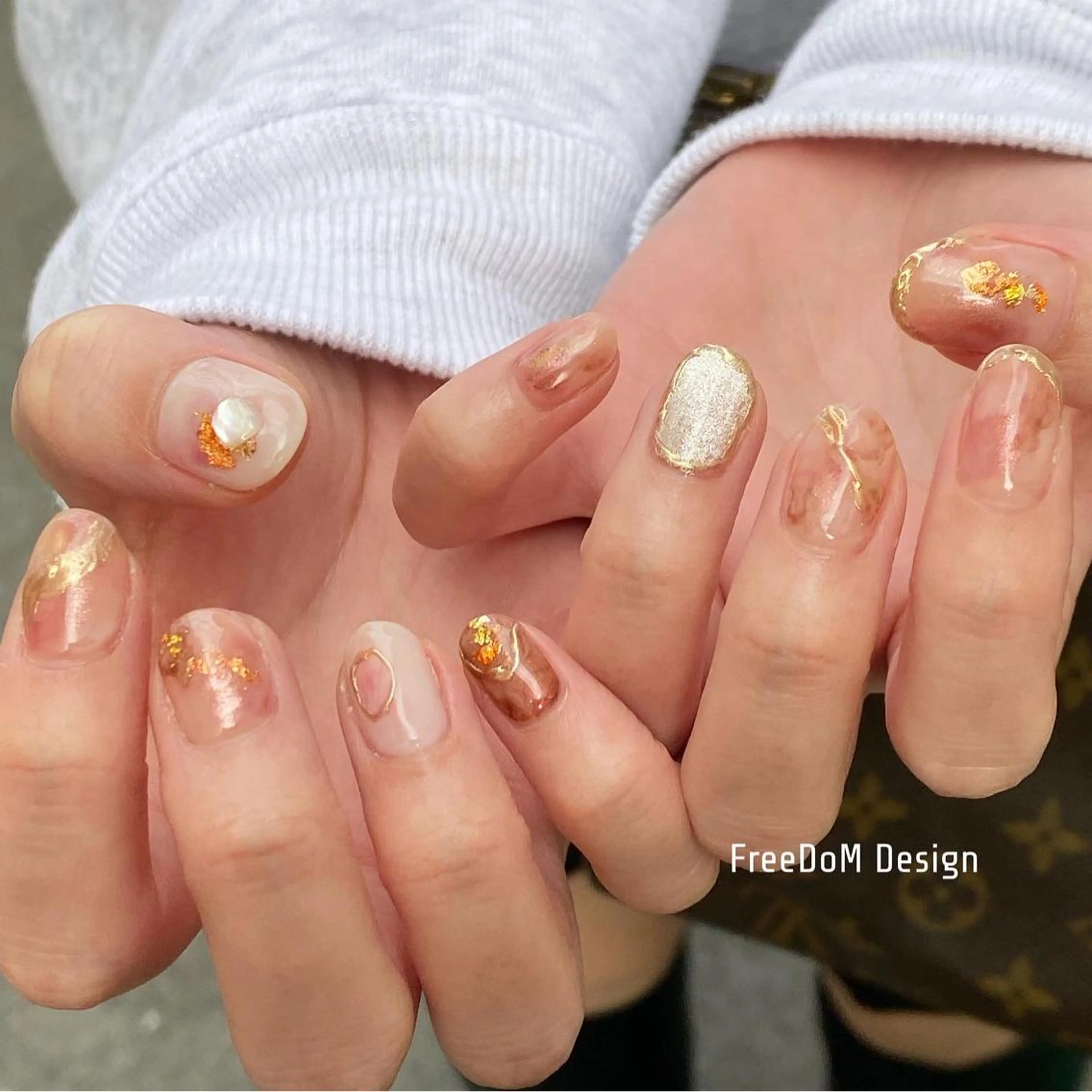 ネイル ニュアンスネイル ハンドネイル ＦreeDoＭ   Design所属・W KUMIのネイルデザイン
