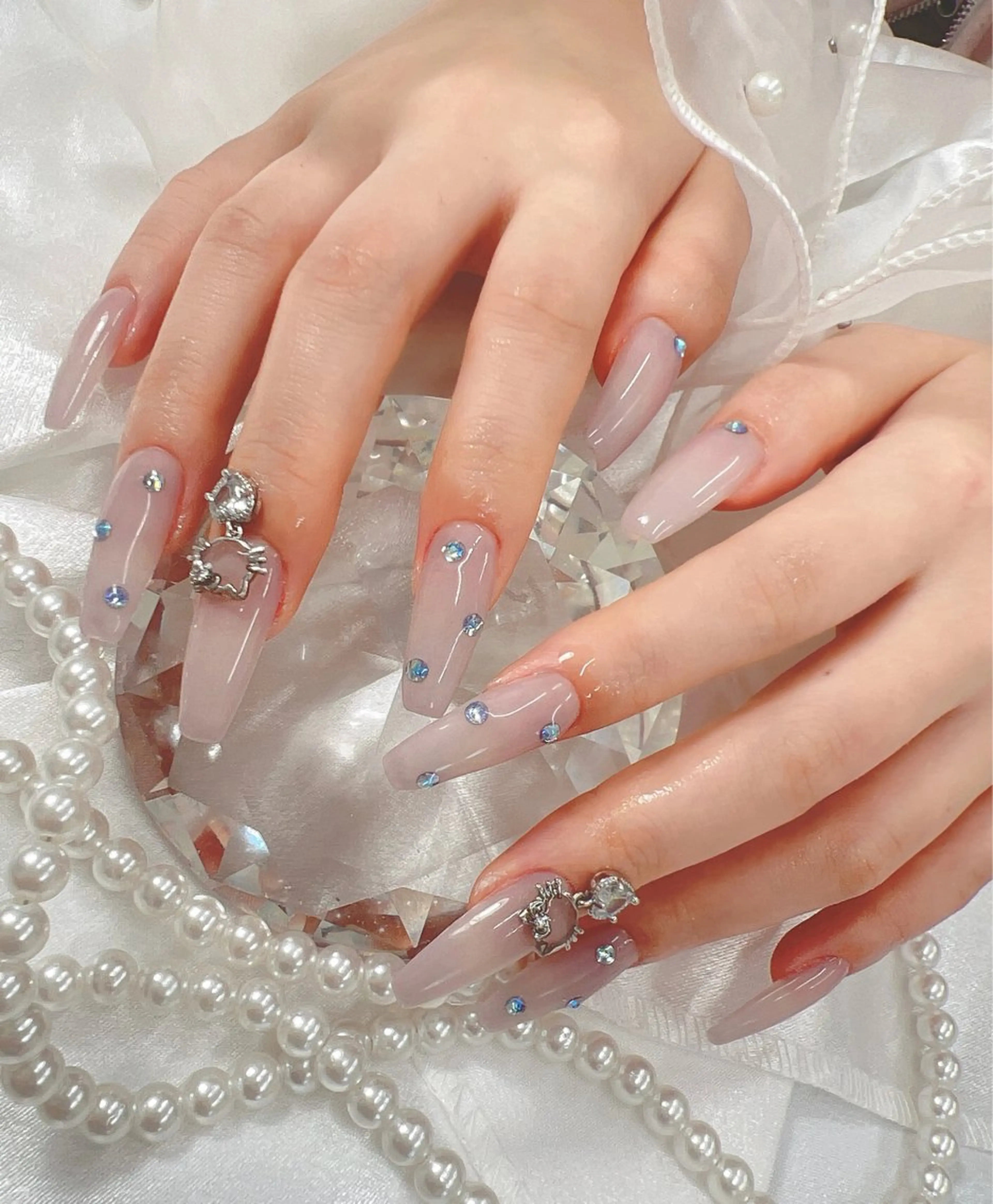 ネイル ワンカラーネイル シンプルネイル ハンドネイル bijou nails所属・bijou nails　蓮のネイルデザイン