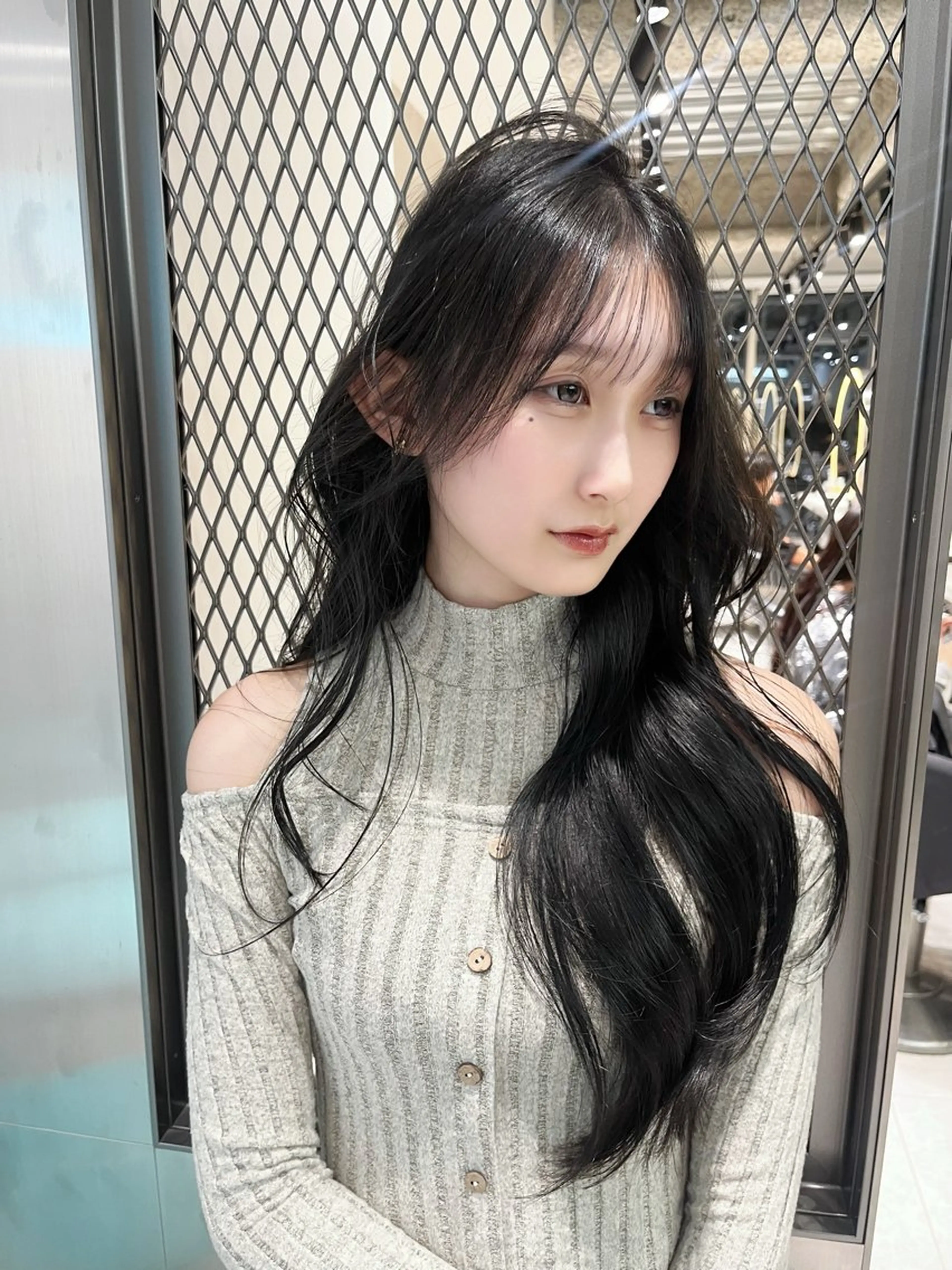 ロング 韓国風ヘア カット ヘアカラー ブリーチ縮毛矯正 ⭐️ひでやすのヘアスタイル