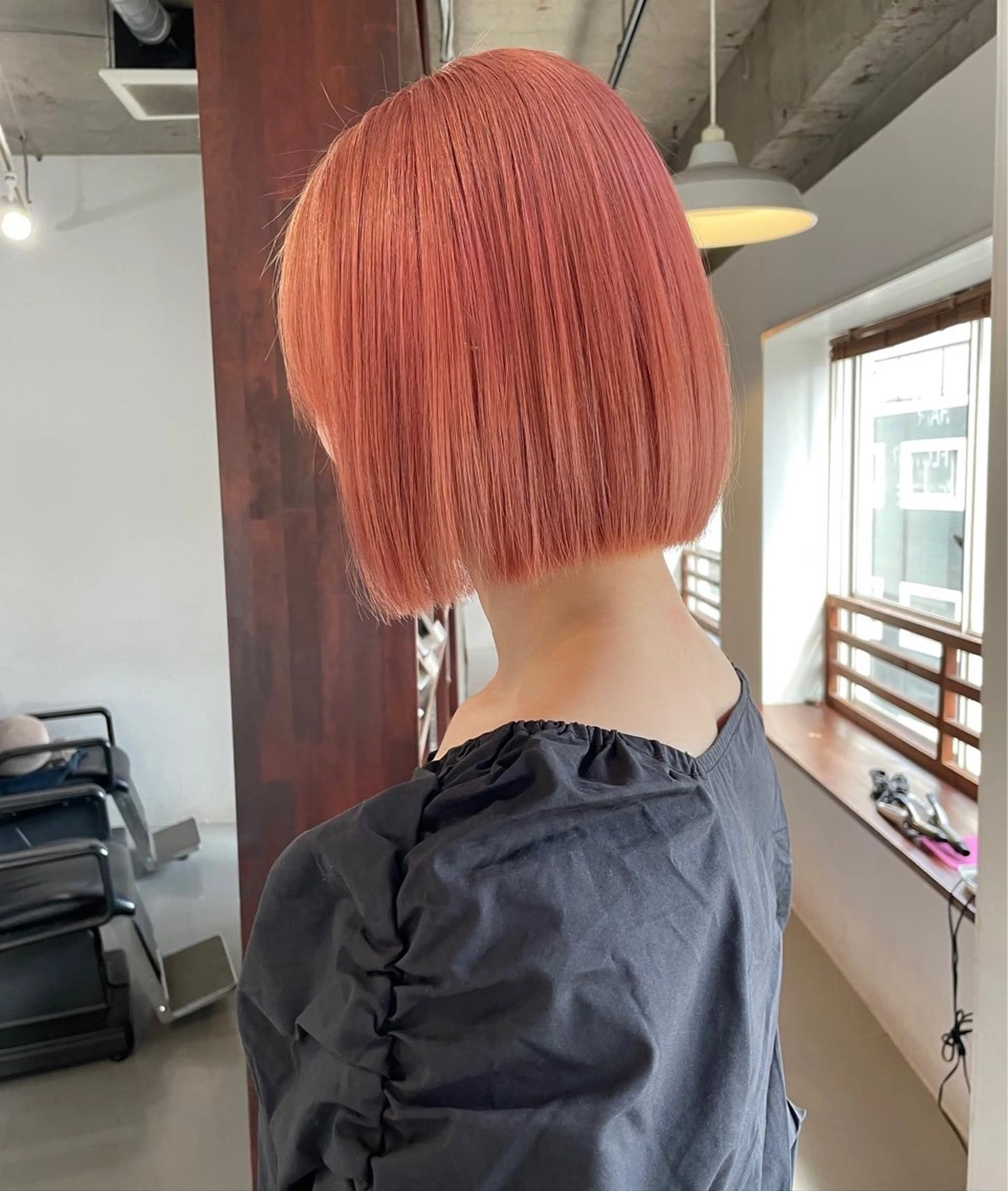 ショート カラー silo所属・silo MOKA 顔周りカット🦦のヘアスタイル