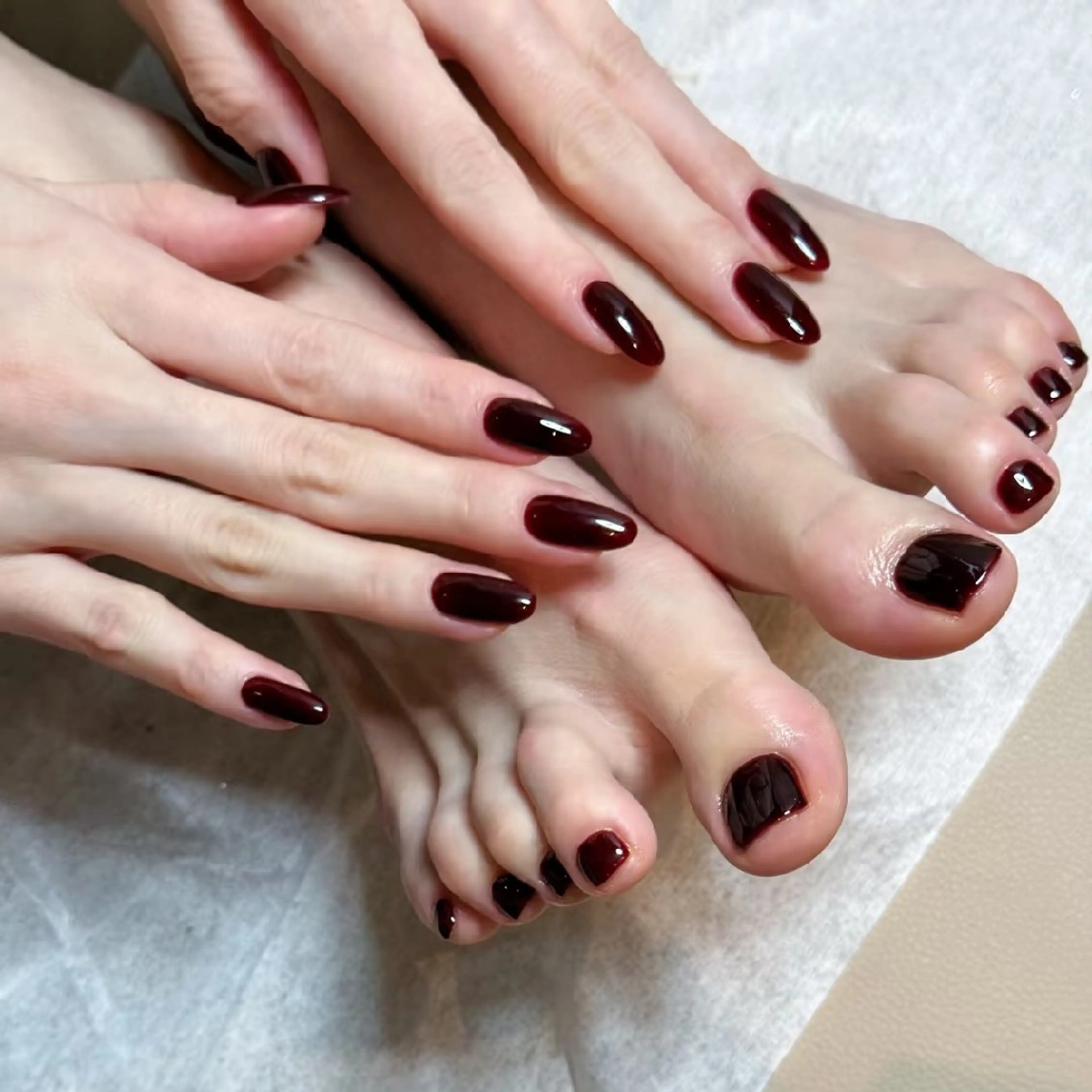 ♥️手足同日施術♥️ハンドジェル⭐フットジェルワンカラーの写真