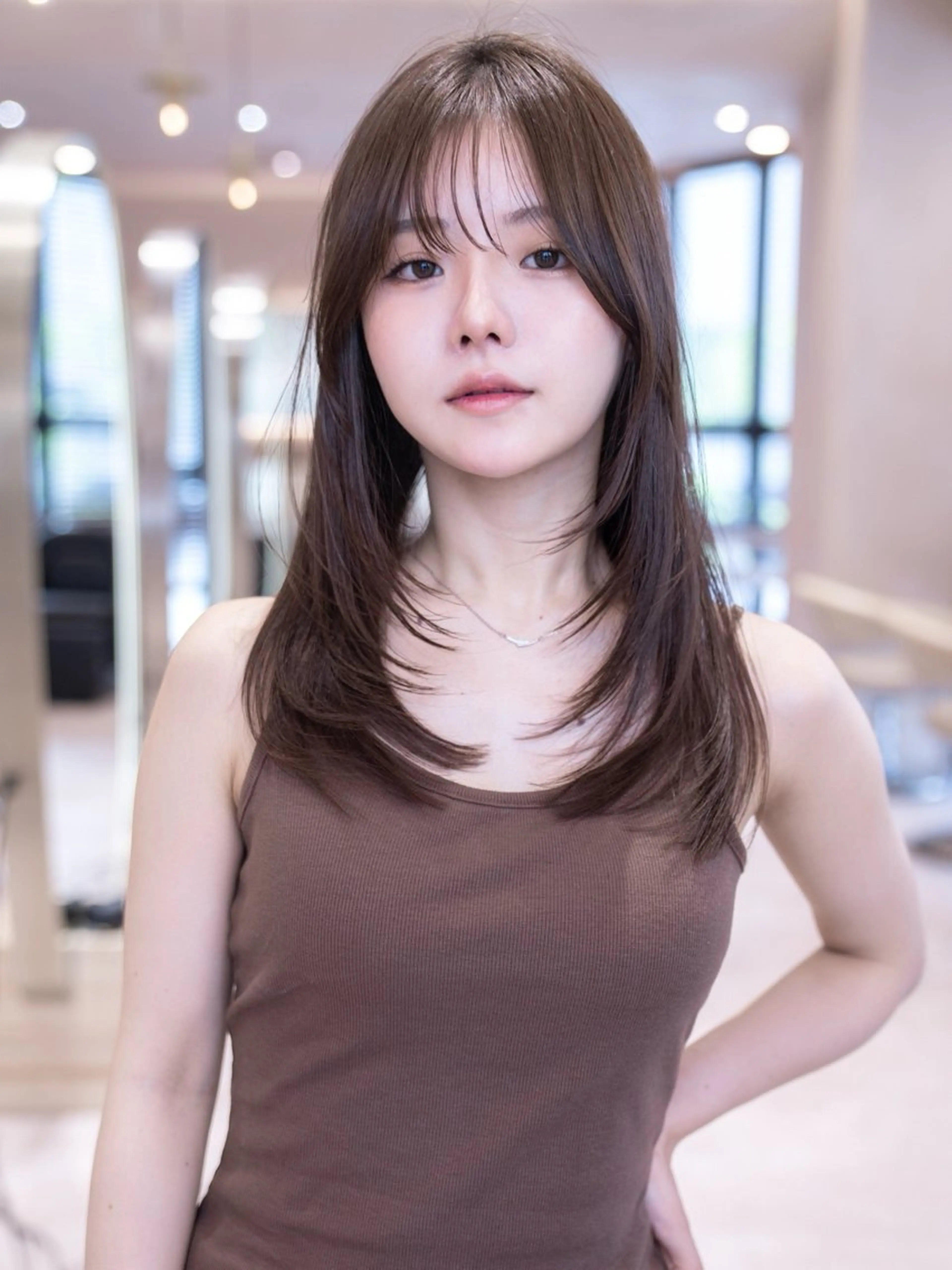 セミロング レイヤーカット 小顔カット カット ヘアカラー トリートメント HAVANA所属・レイヤーカット 透明感カラーりきやのヘアスタイル