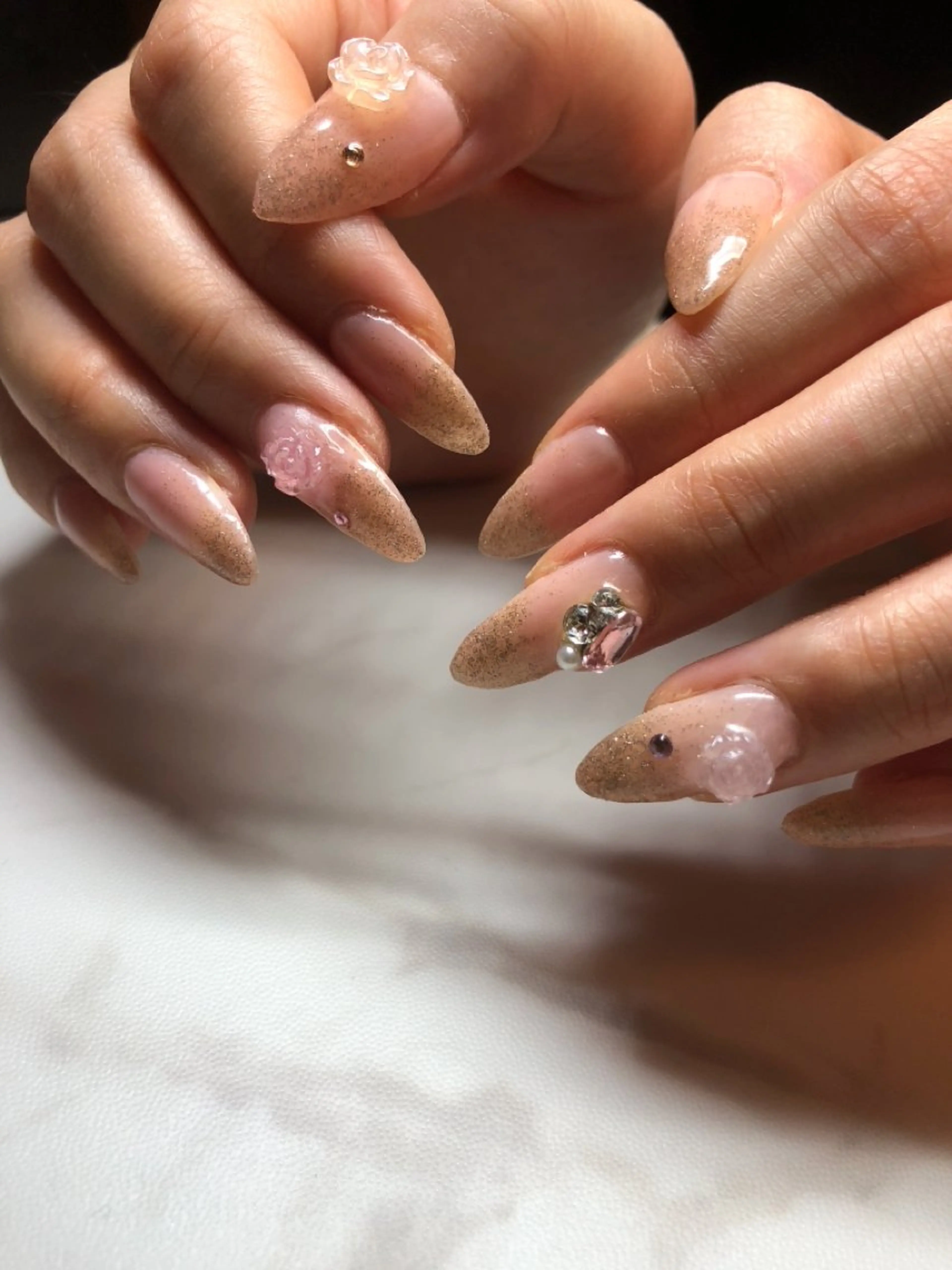 ネイル Total Beauty LUANA所属・LUANA 里菜のネイルデザイン