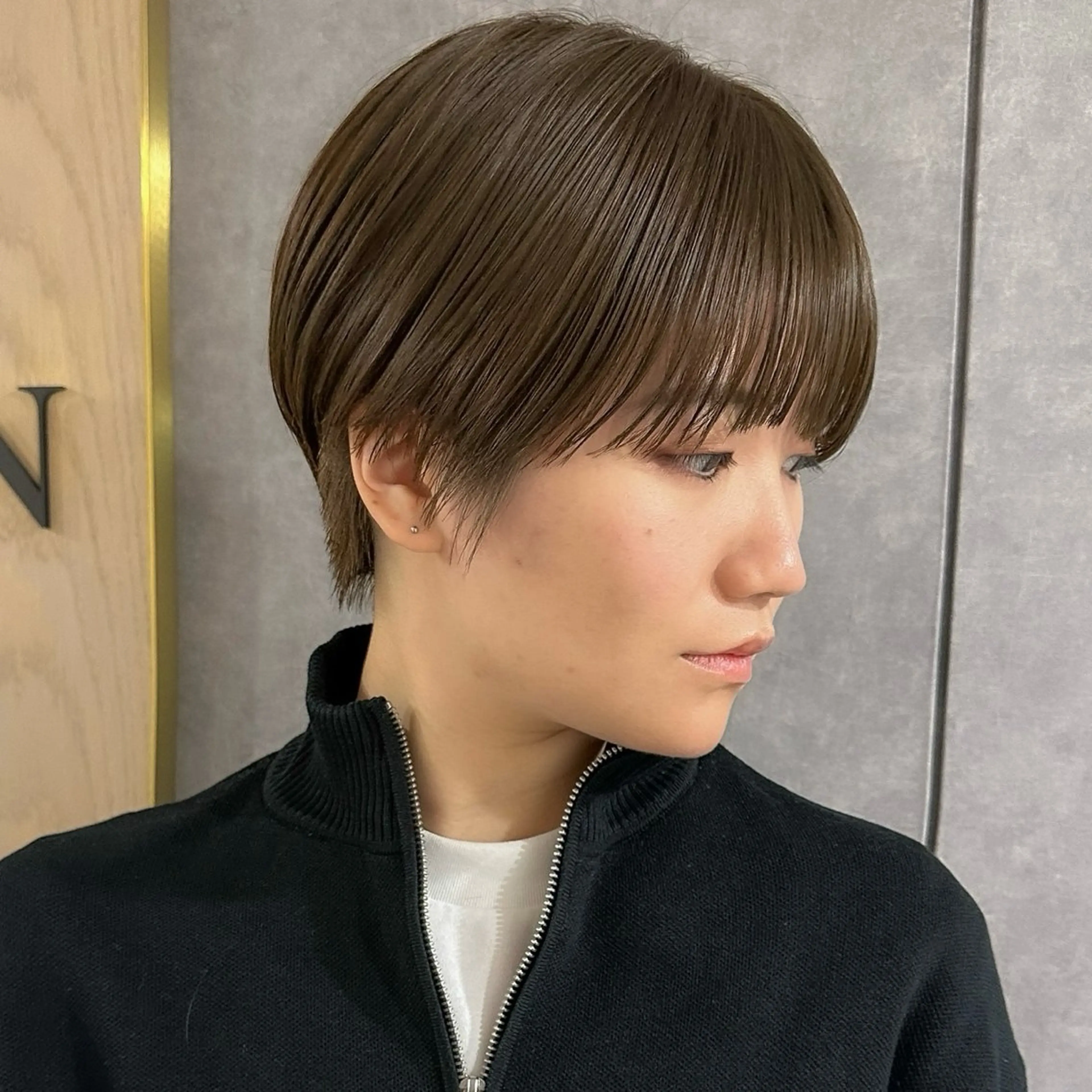 ショート カラー ブリーチ ダブルカラー ブリーチなしカラー ショートヘア カット ヘアカラー ショートオタク ❣️Genkiのヘアスタイル