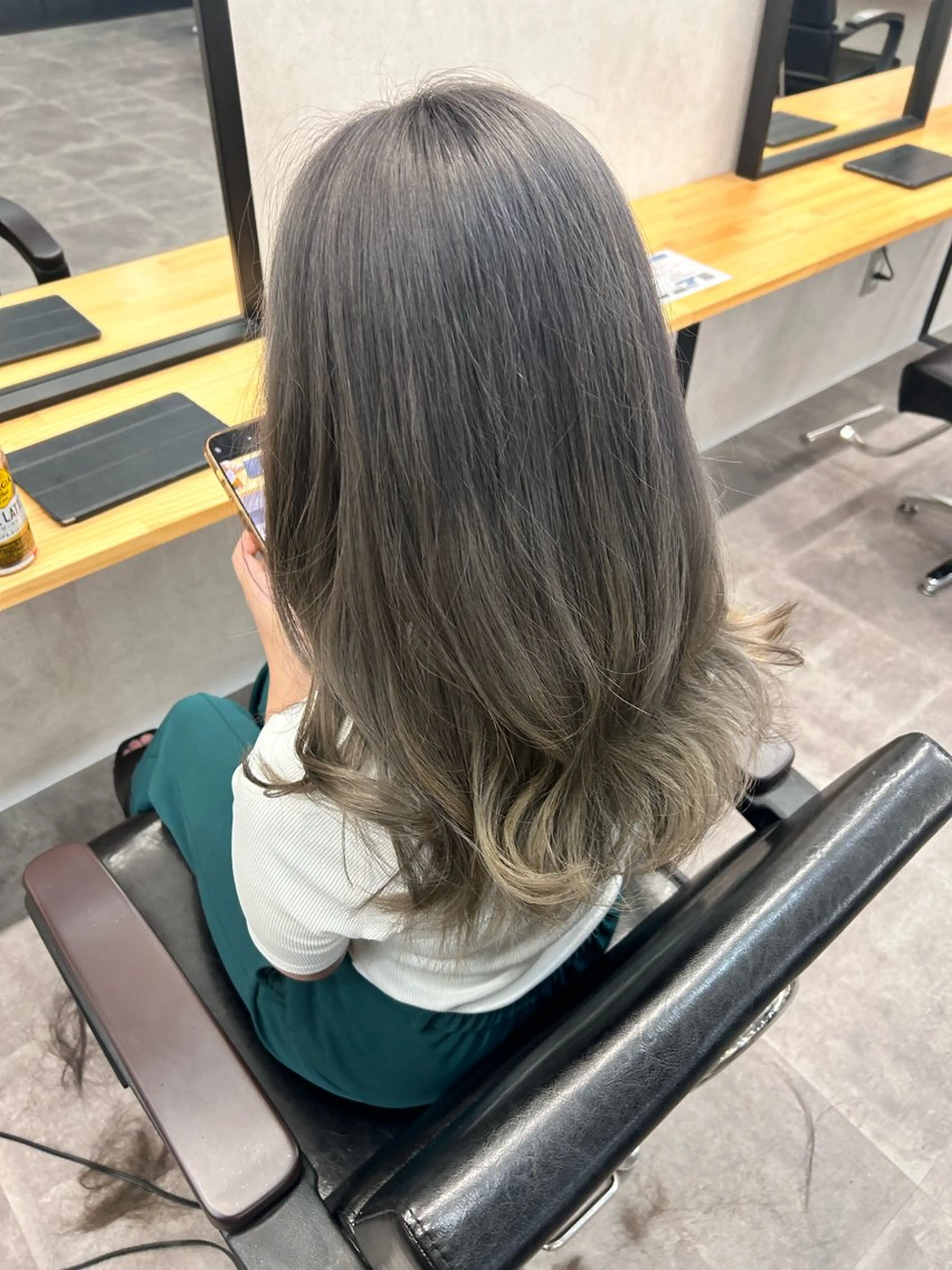 セミロング ヘアカラー トリートメント エクステ/心斎橋/ ハイトーン/ミサキのヘアスタイル