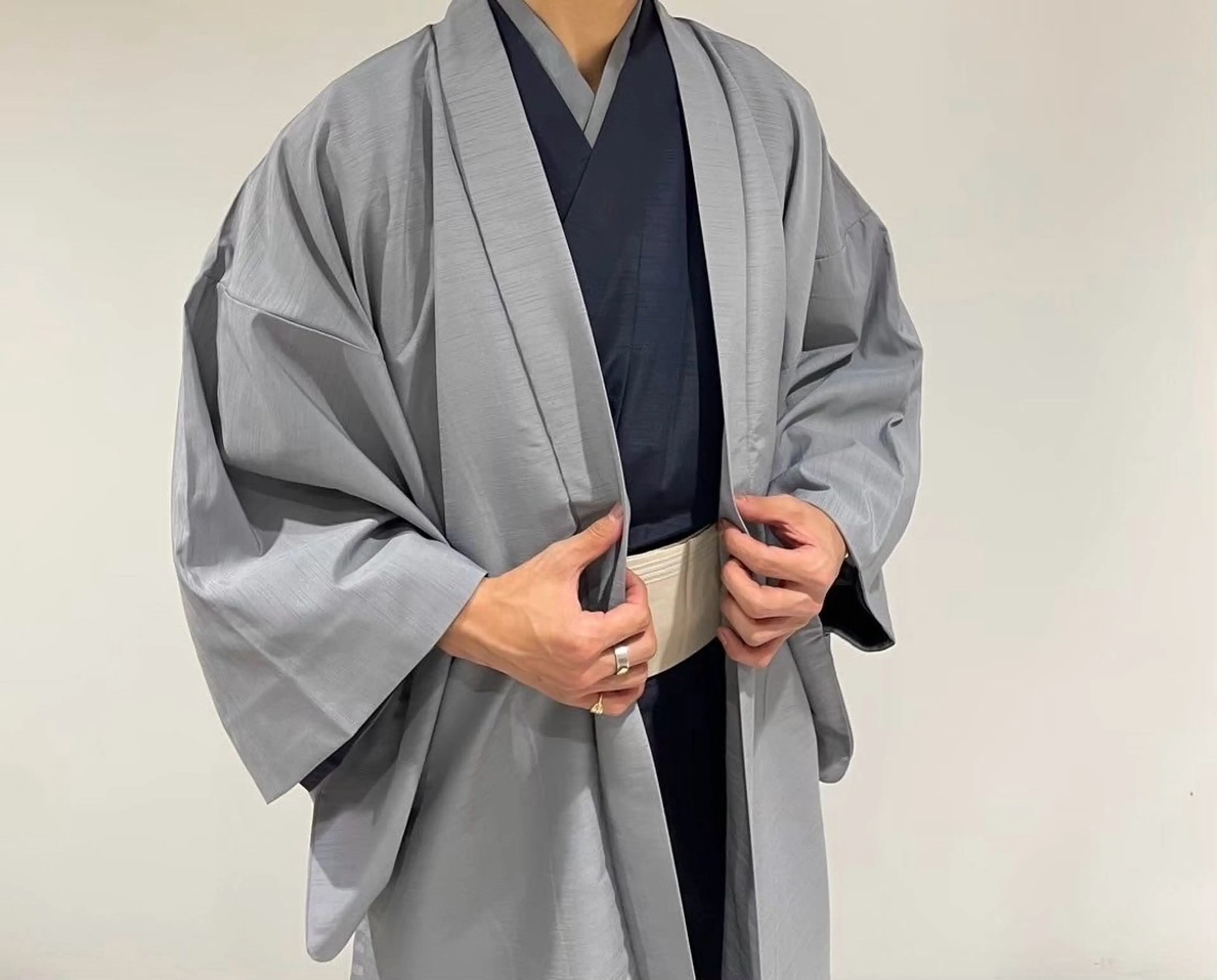 遊佐 みくりのヘアスタイル