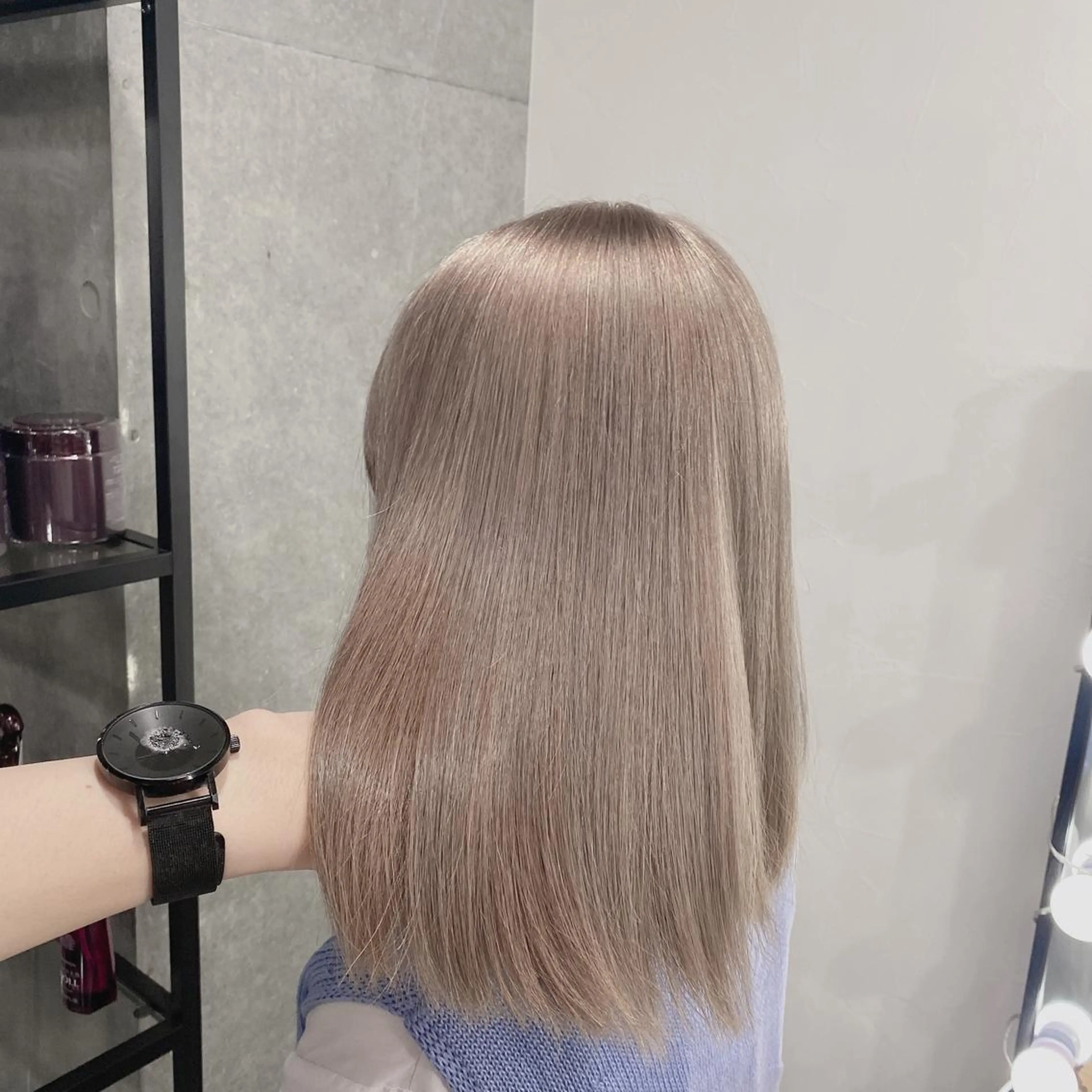 セミロング カラー カット ヘアカラー トリートメント ハイトーン×韓国ヘア 💍tiam💍のヘアスタイル