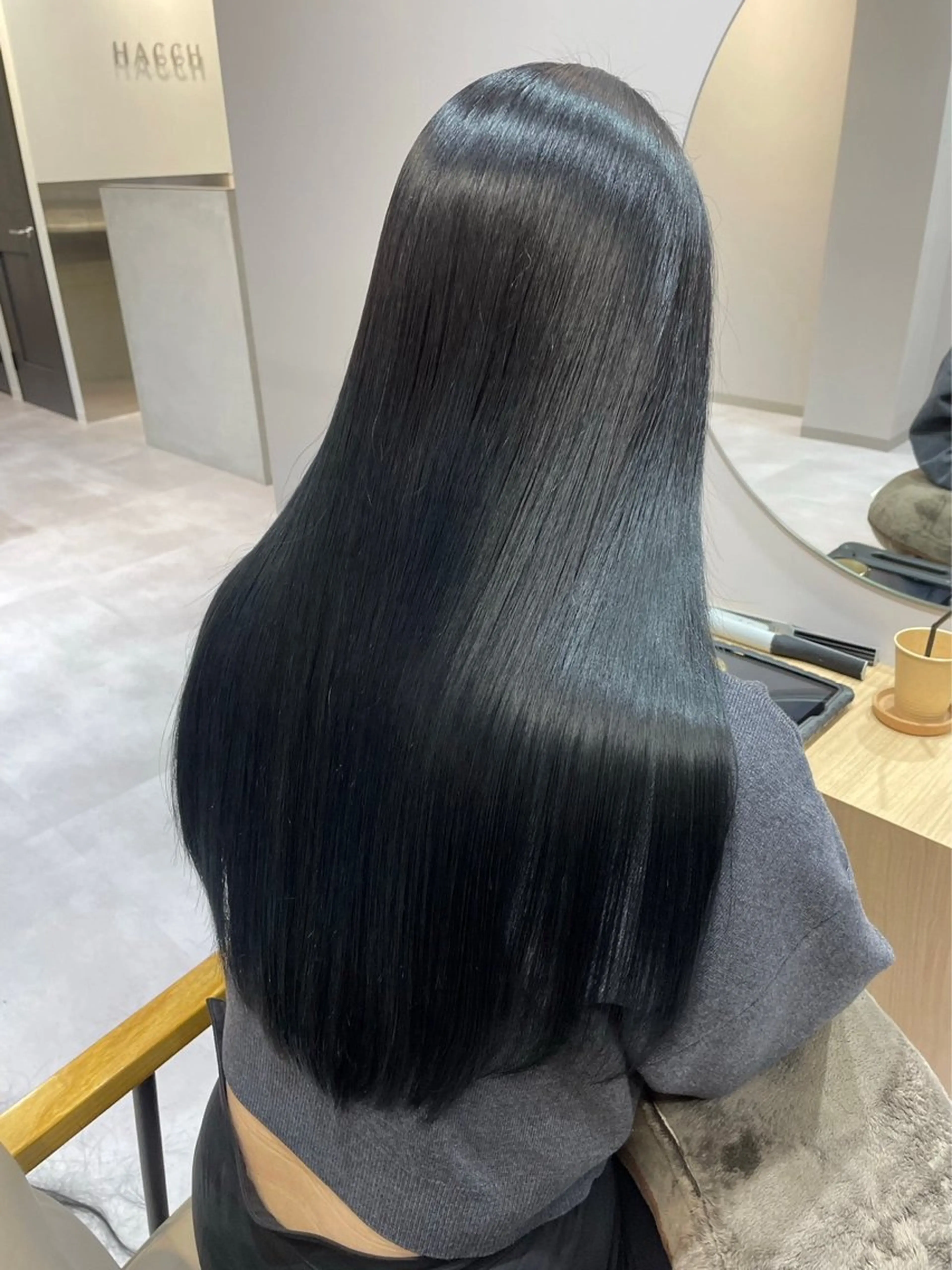 ロング カラー ボブ｜レイヤー ショート｜Hinaのヘアスタイル