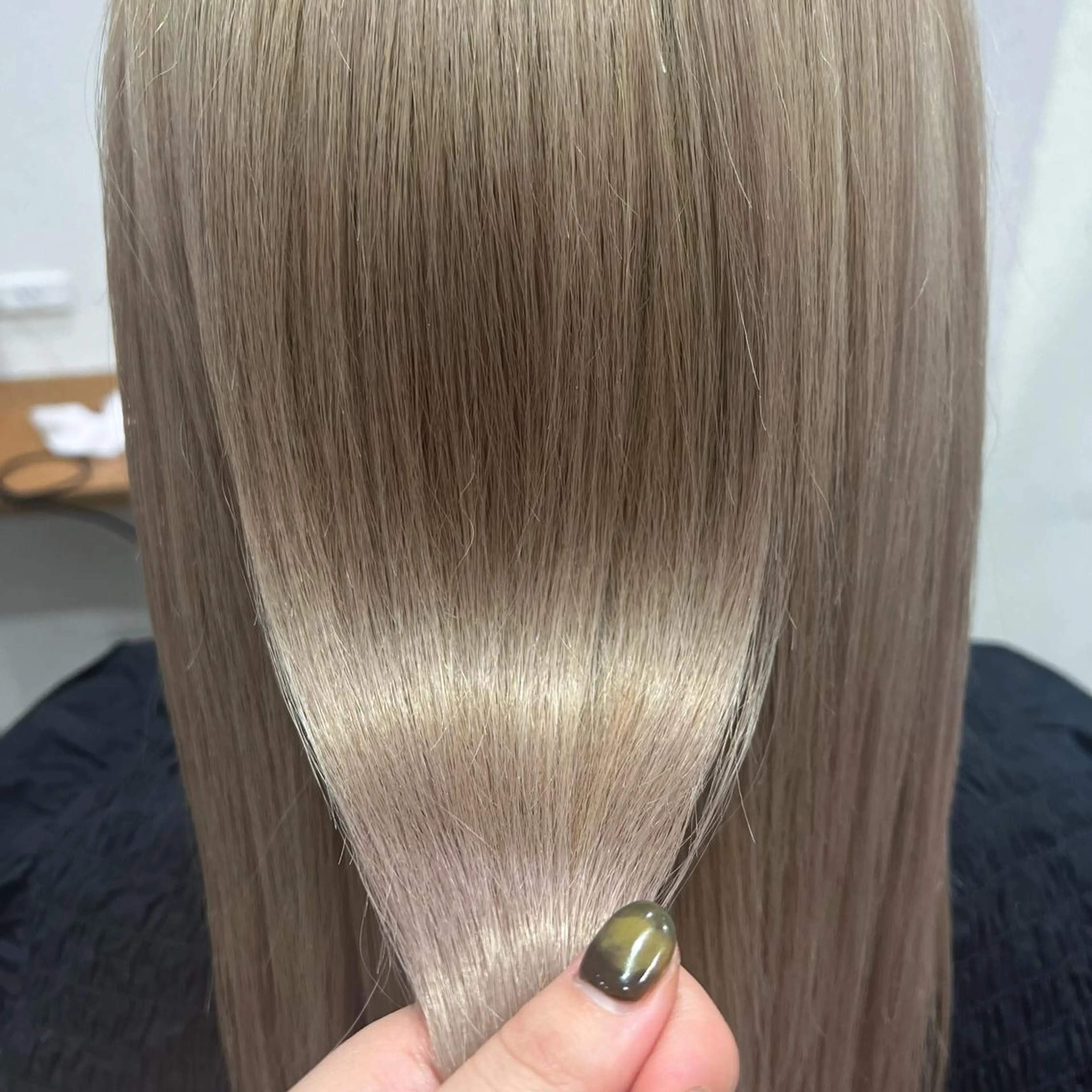 ロング スパニスト おおつかちなつのヘアスタイル