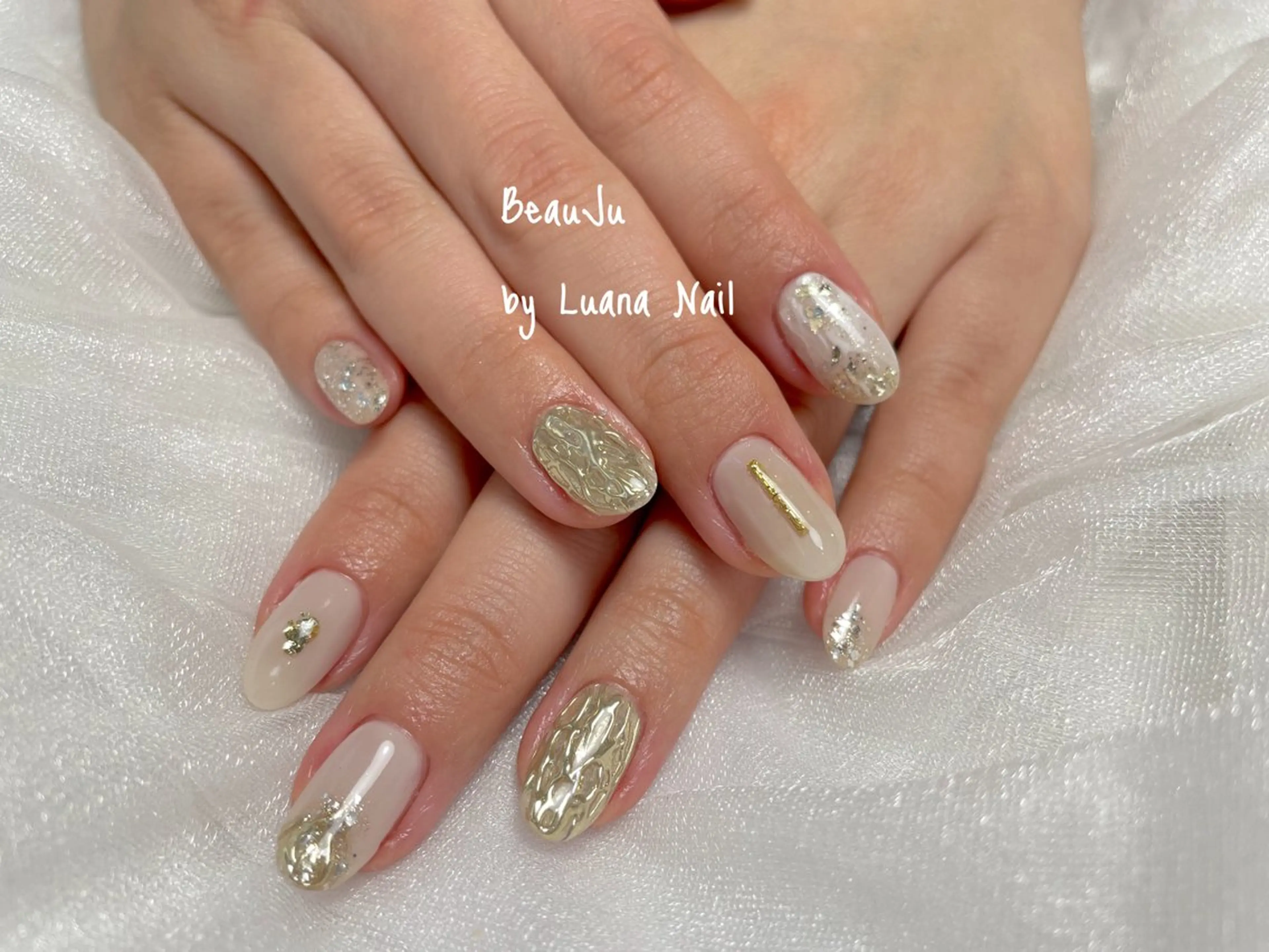 ネイル ミラーネイル ハンドネイル BeauJu by Luana Nail所属・BeauJu by Luana Nailのネイルデザイン