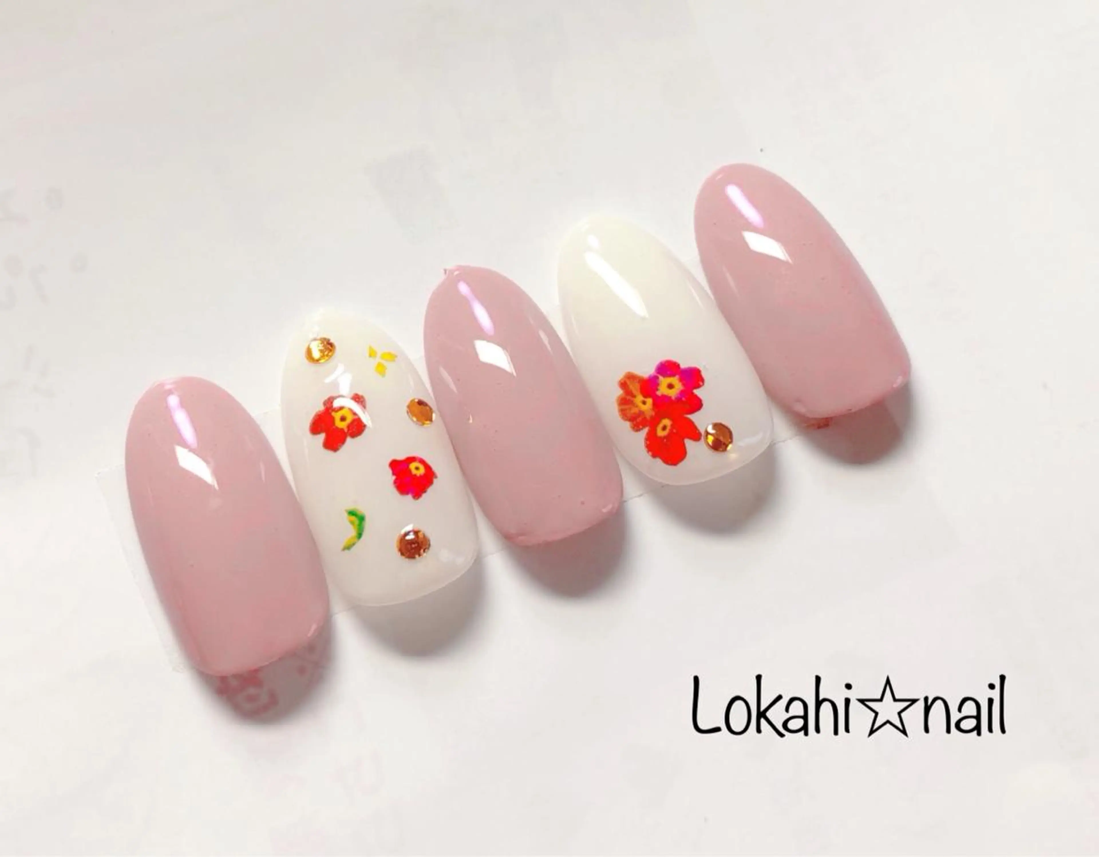 ネイル Bella  totalbeauty所属・Bella 齋藤理奈のネイルデザイン