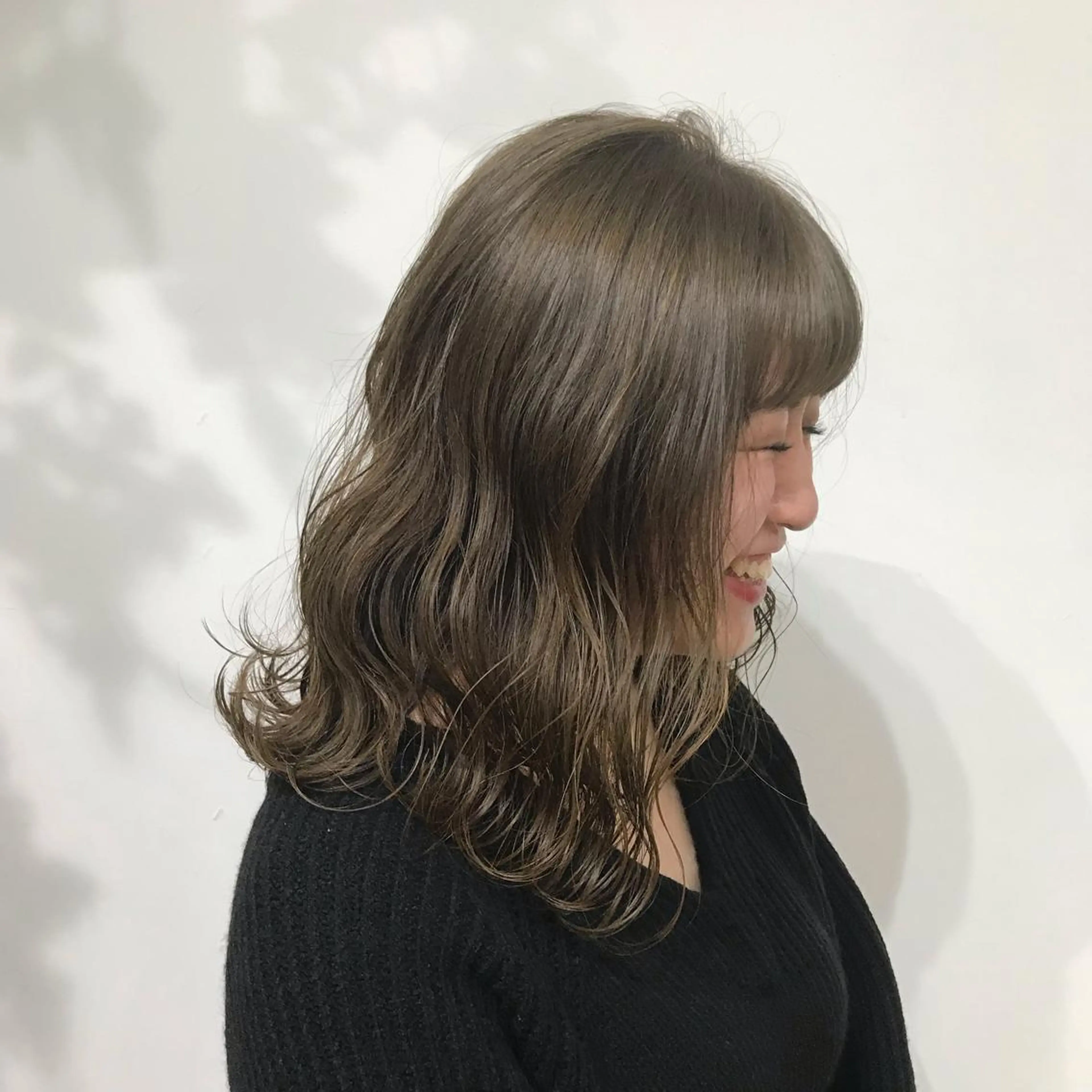 セミロング カラー オリーブカラー ヘアカラー トリートメント レイヤー/顔周り /AKARIのヘアスタイル